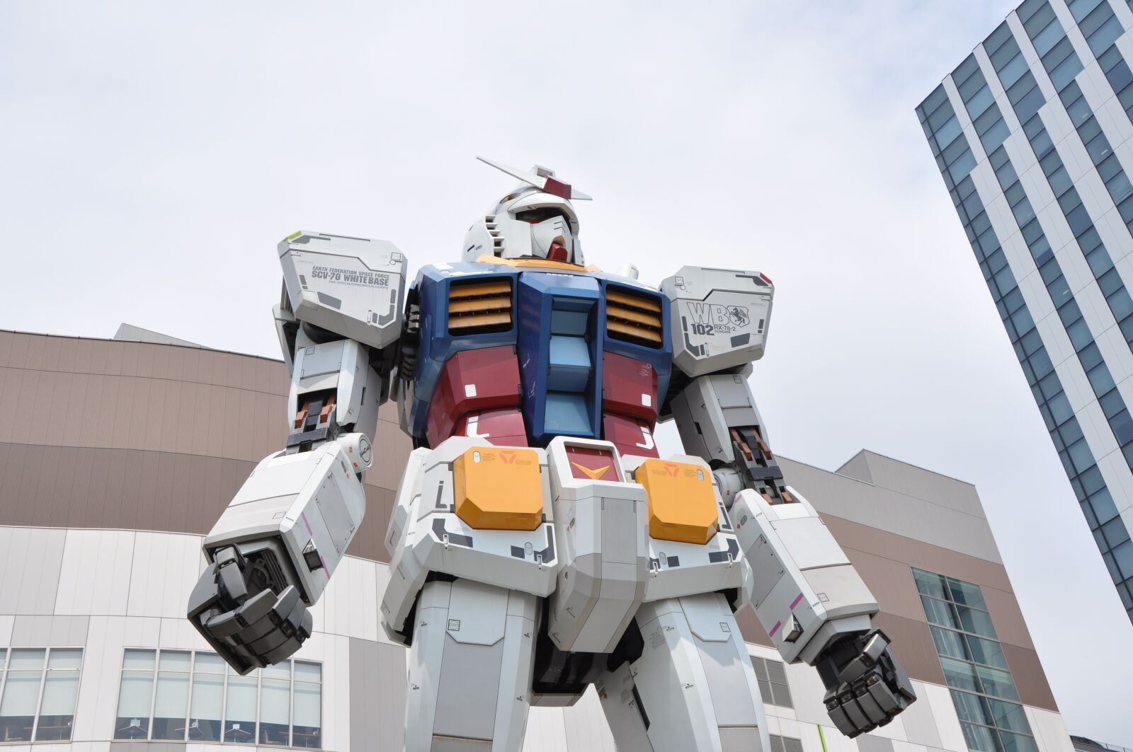 Nikon D90 sample photo. Odaiba, mobile suit gundam photography