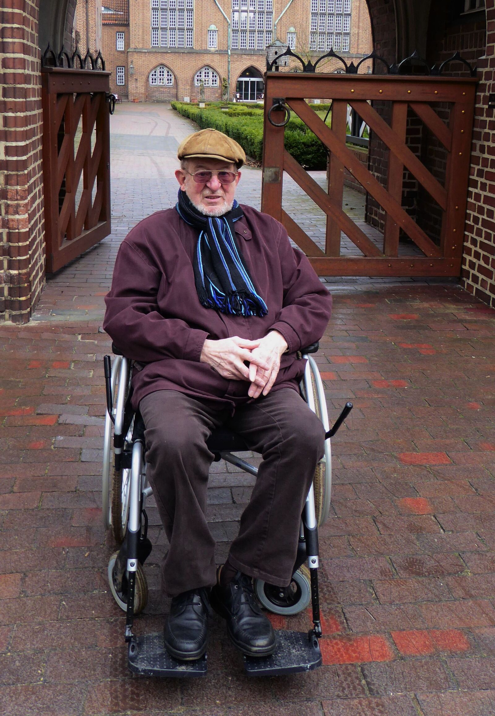 Panasonic DMC-TZ61 sample photo. Old man, senior, wheelchair photography