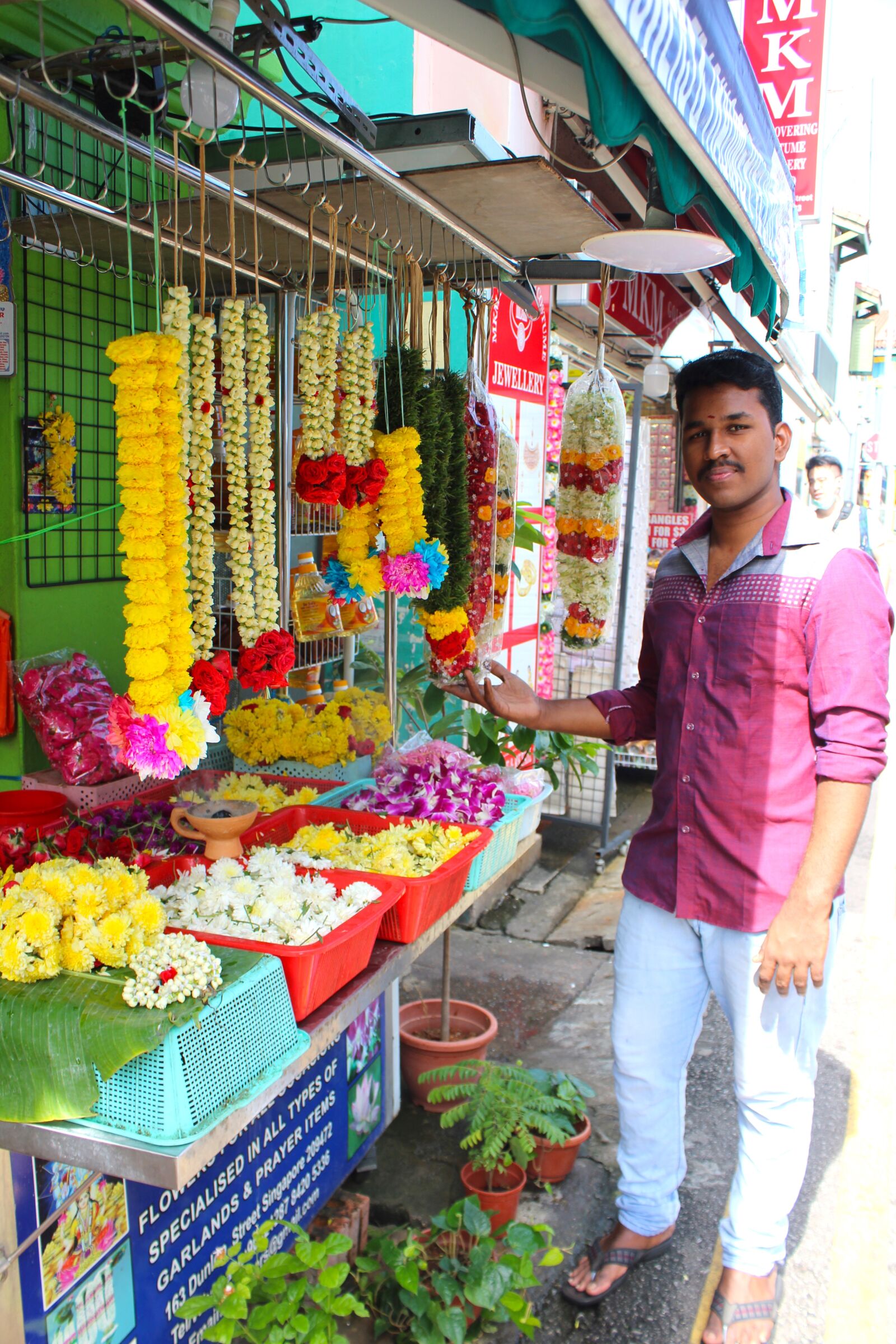 Canon EOS 1300D (EOS Rebel T6 / EOS Kiss X80) sample photo. Little india, singapore, indian photography