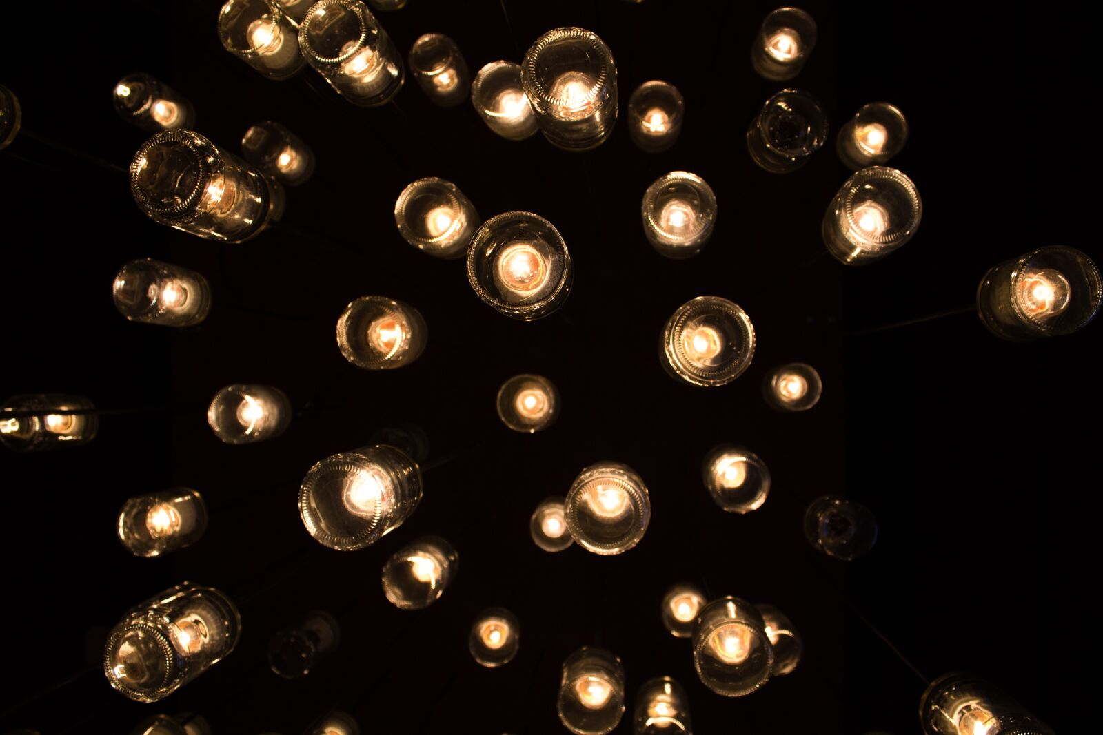 Canon EOS 1100D (EOS Rebel T3 / EOS Kiss X50) sample photo. Spotlights, ornaments, architecture photography
