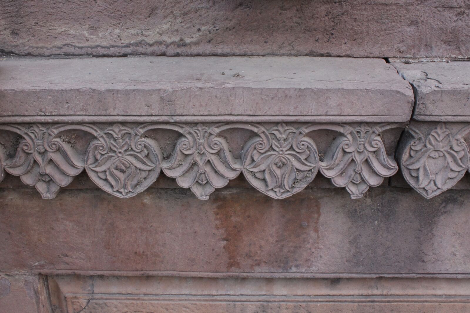 Canon EOS 700D (EOS Rebel T5i / EOS Kiss X7i) sample photo. Exterior, sculpture, travel photography