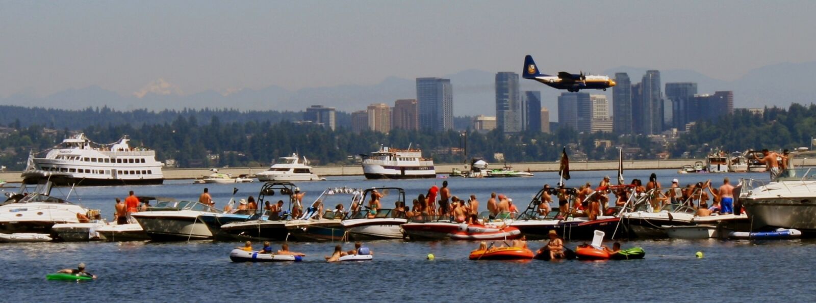 Canon EOS 1000D (EOS Digital Rebel XS / EOS Kiss F) sample photo. Washington lake, boats, seattle photography