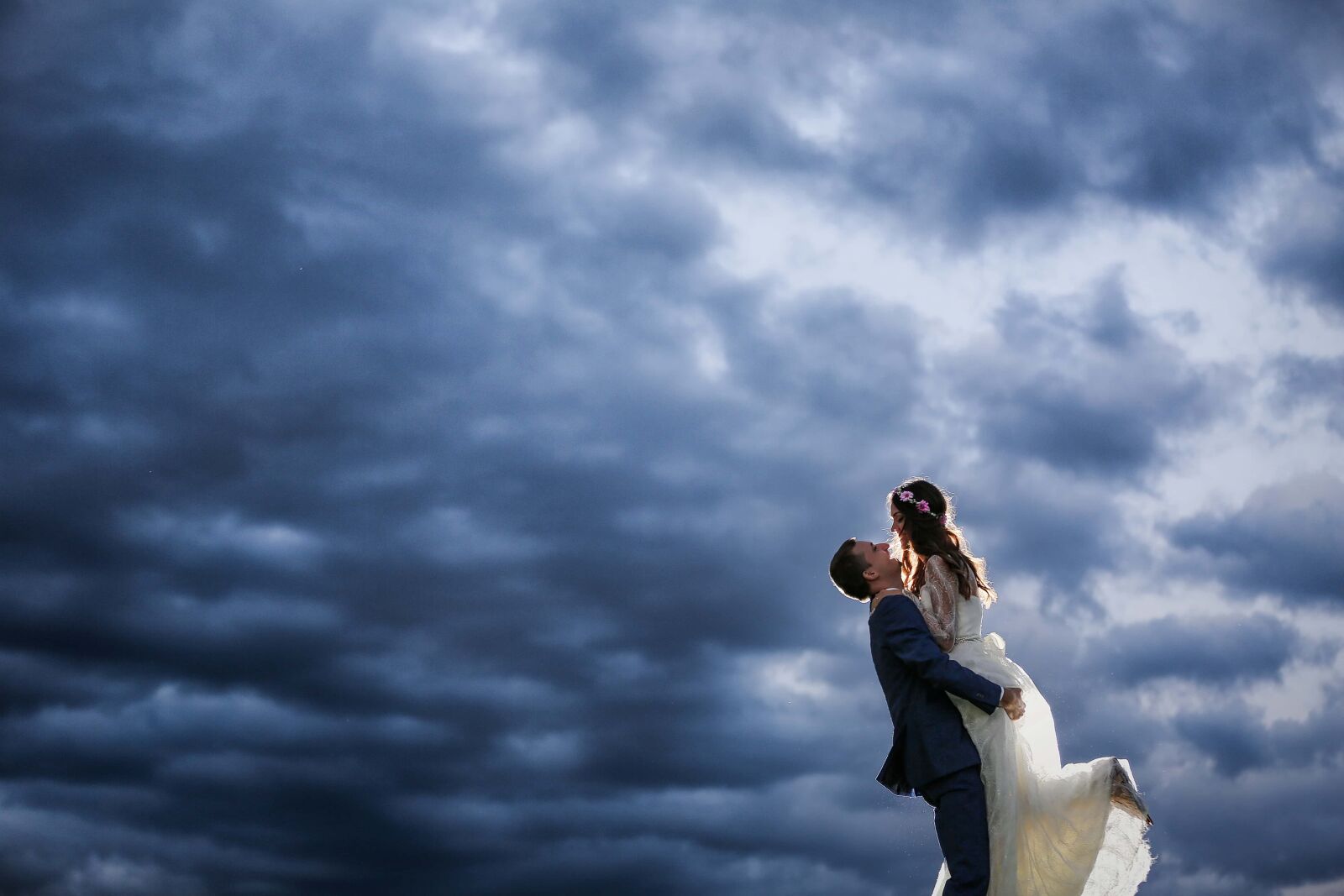 Canon EOS 5D Mark III sample photo. Happiness, happy, groom, bride photography