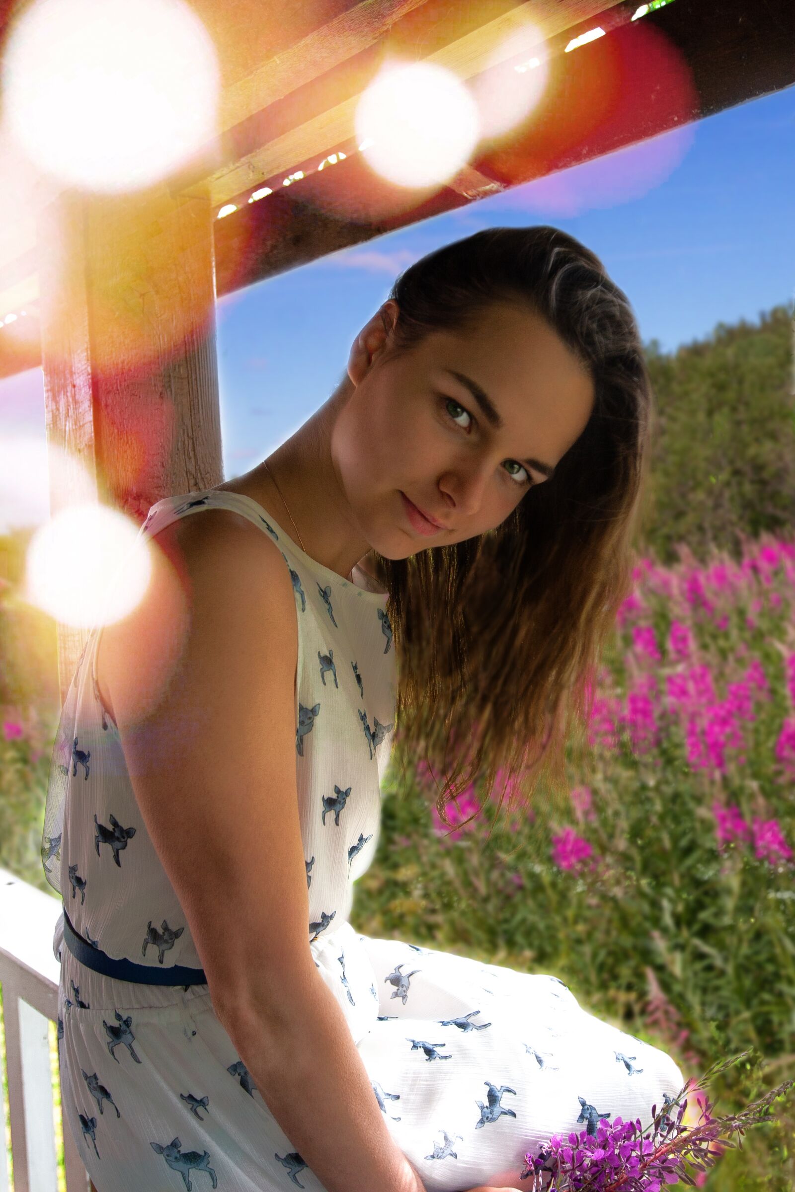 Canon EOS 30D sample photo. Girl, flower, fuxia photography