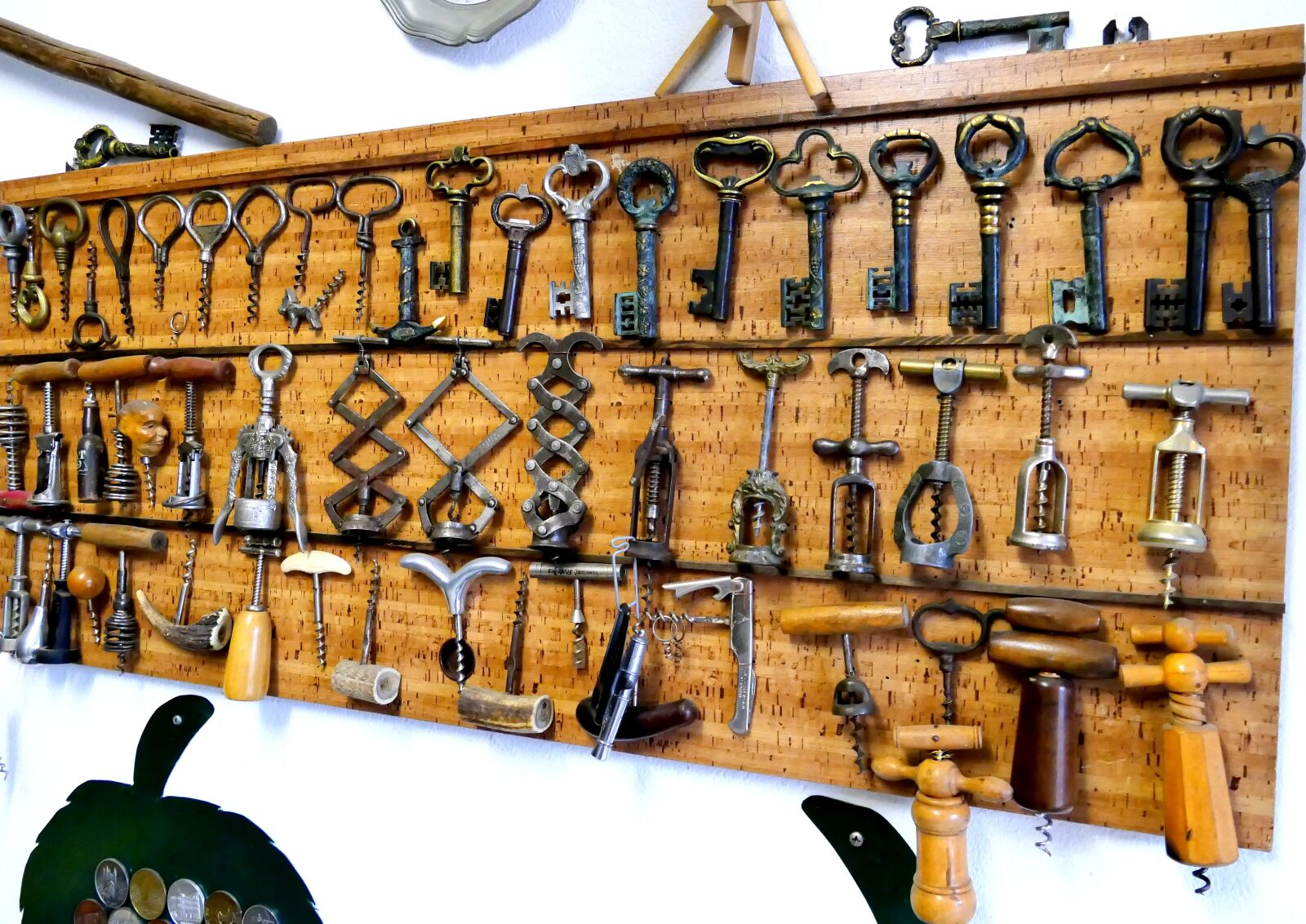 Panasonic Lumix DMC-FZ1000 sample photo. Old, bottle opener, collection photography