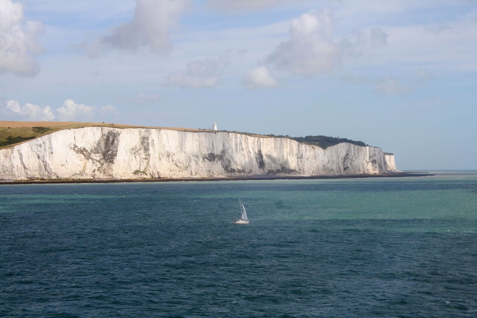 Canon EOS 350D (EOS Digital Rebel XT / EOS Kiss Digital N) sample photo. England, chalk cliffs, sea photography