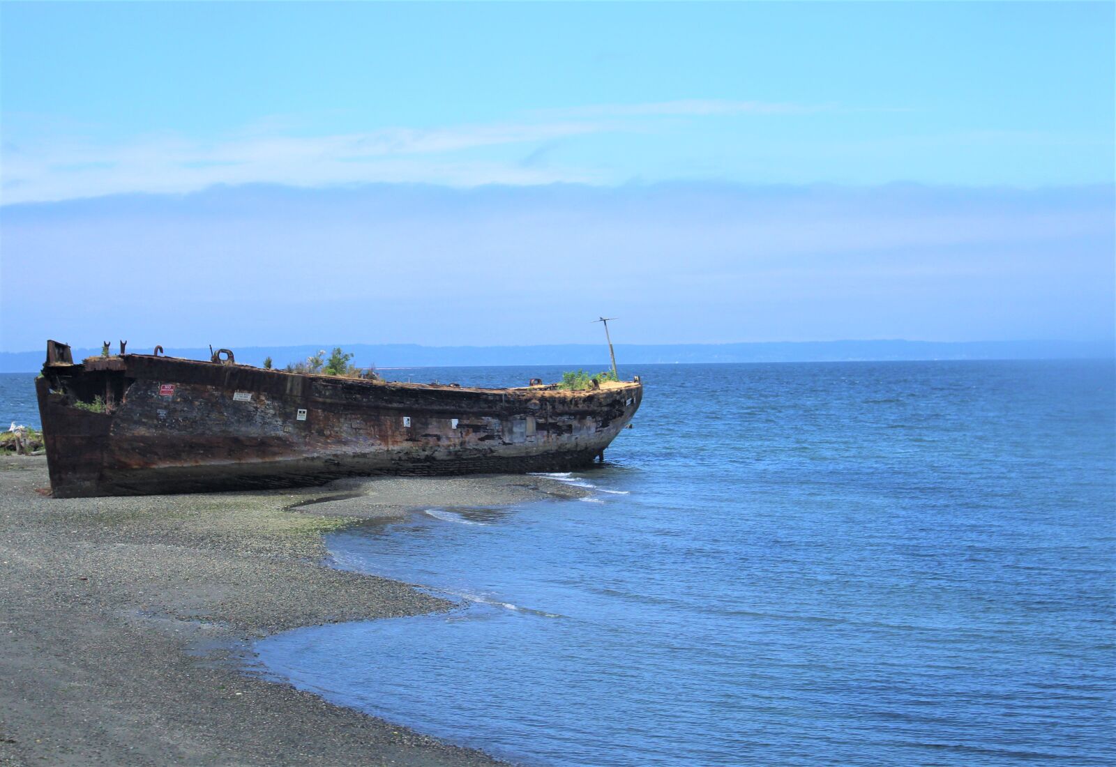 Canon EOS 1300D (EOS Rebel T6 / EOS Kiss X80) sample photo. Shipwreck, ship, boat photography