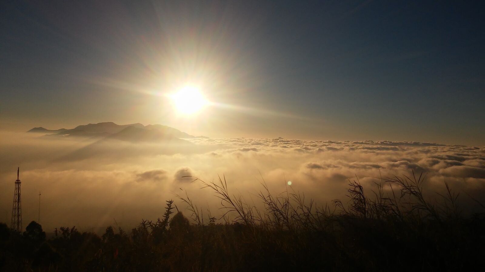 LG G2 MINI sample photo. Sunrise, mountain, cloud photography