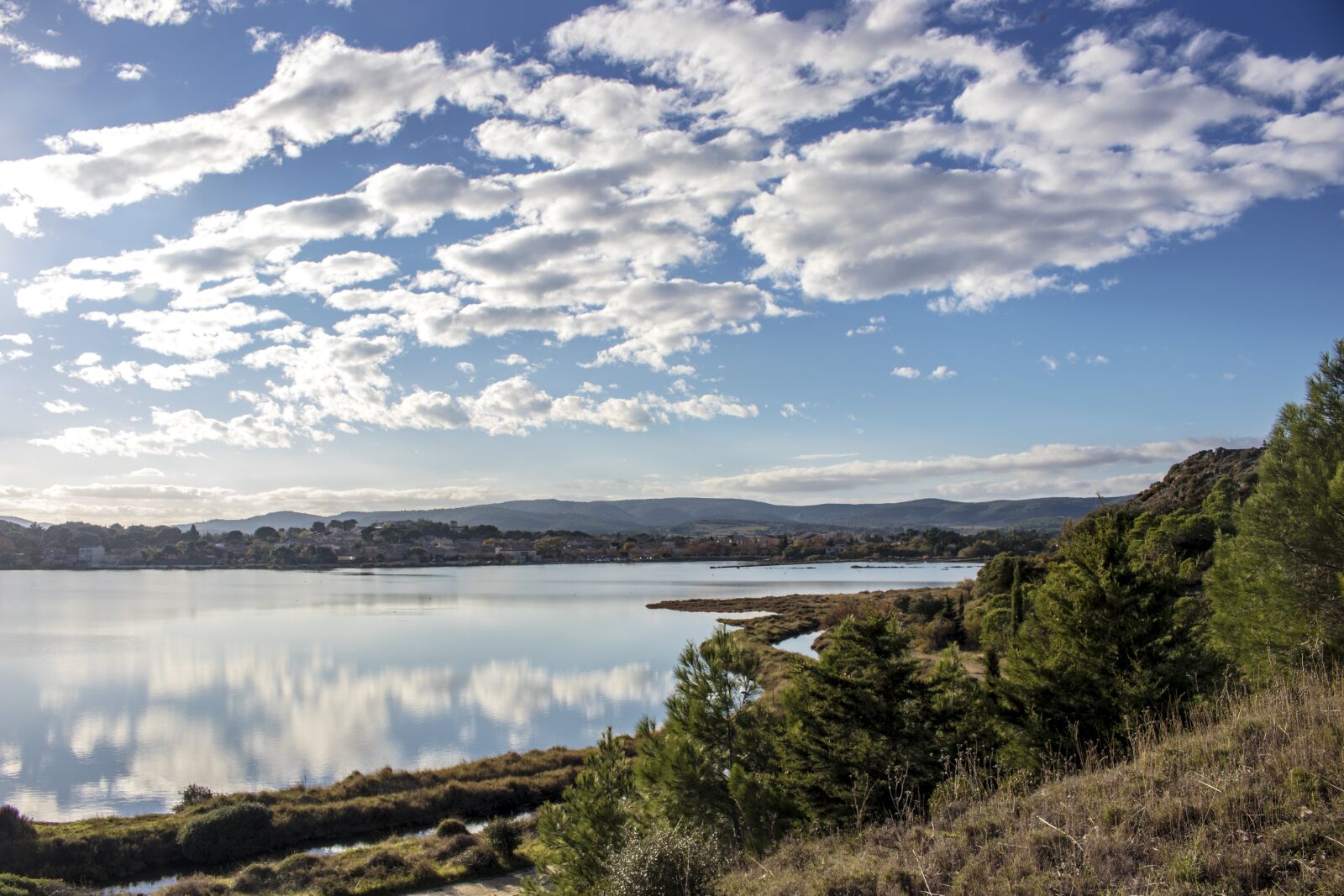 Canon EOS 80D sample photo. France, lagoon, sky photography