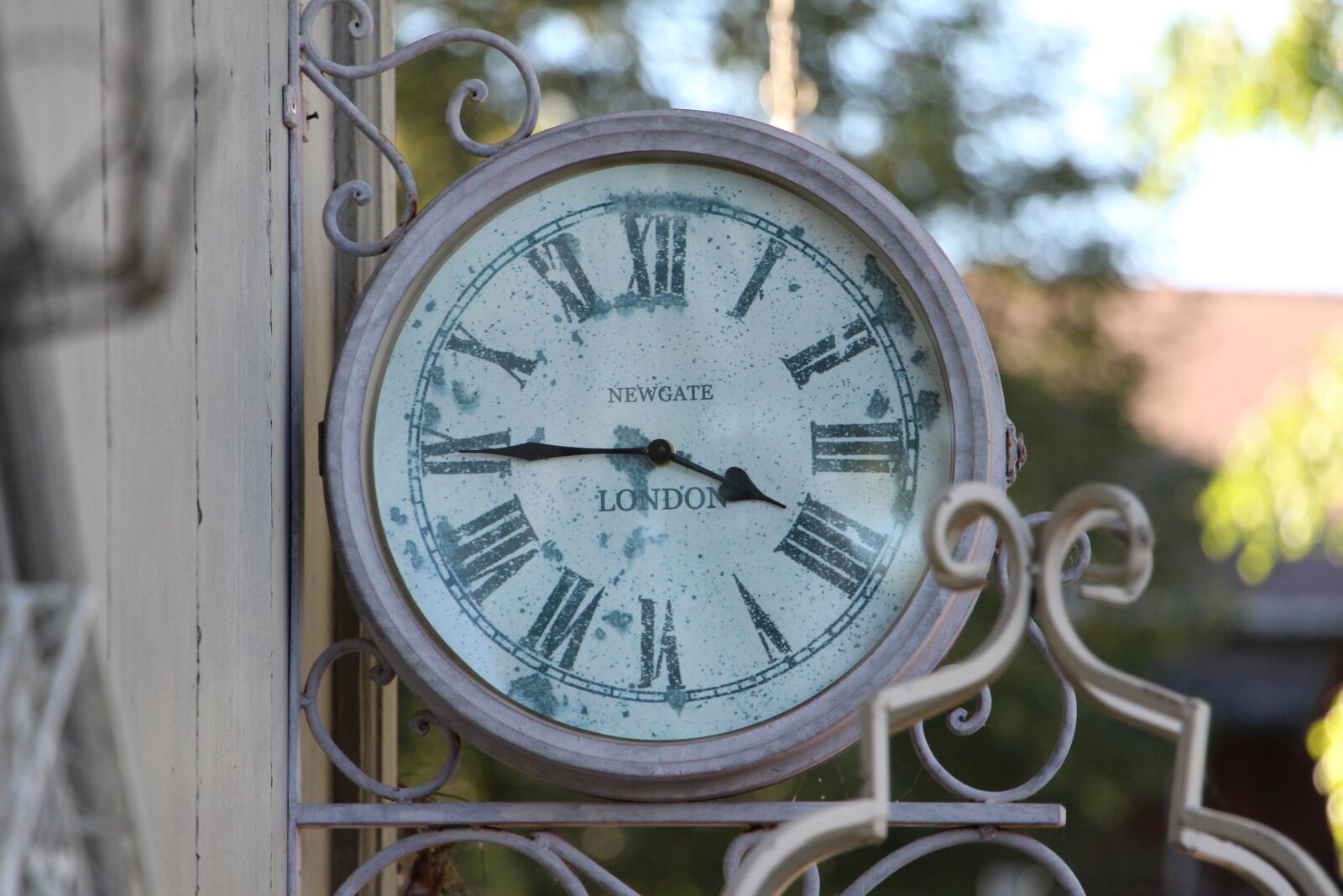 Canon EOS 650D (EOS Rebel T4i / EOS Kiss X6i) sample photo. Antique clock, england, country photography