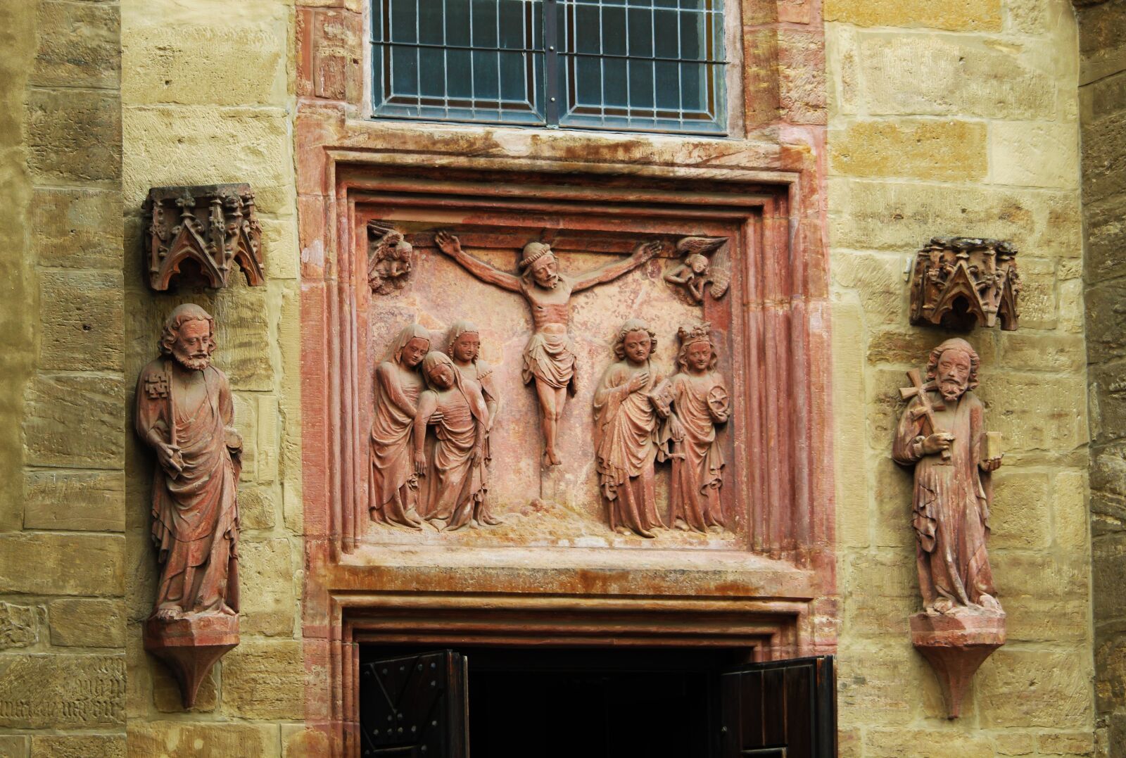 Canon EF-S 55-250mm F4-5.6 IS STM sample photo. Erfurt, church, stone figures photography