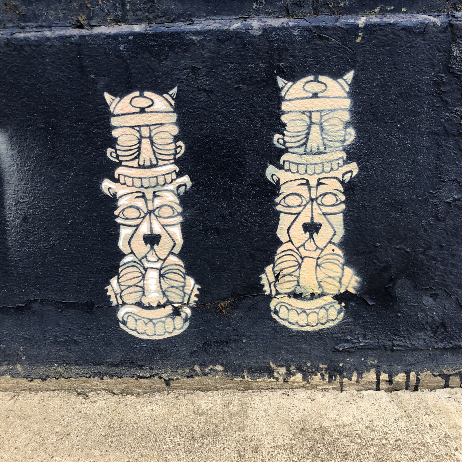 iPhone X back dual camera 4mm f/1.8 sample photo. Sidewalk art, art, graffitti photography