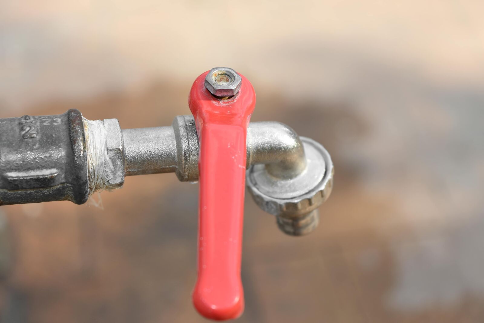 Nikon D5500 sample photo. Faucet, steel, industry, iron photography
