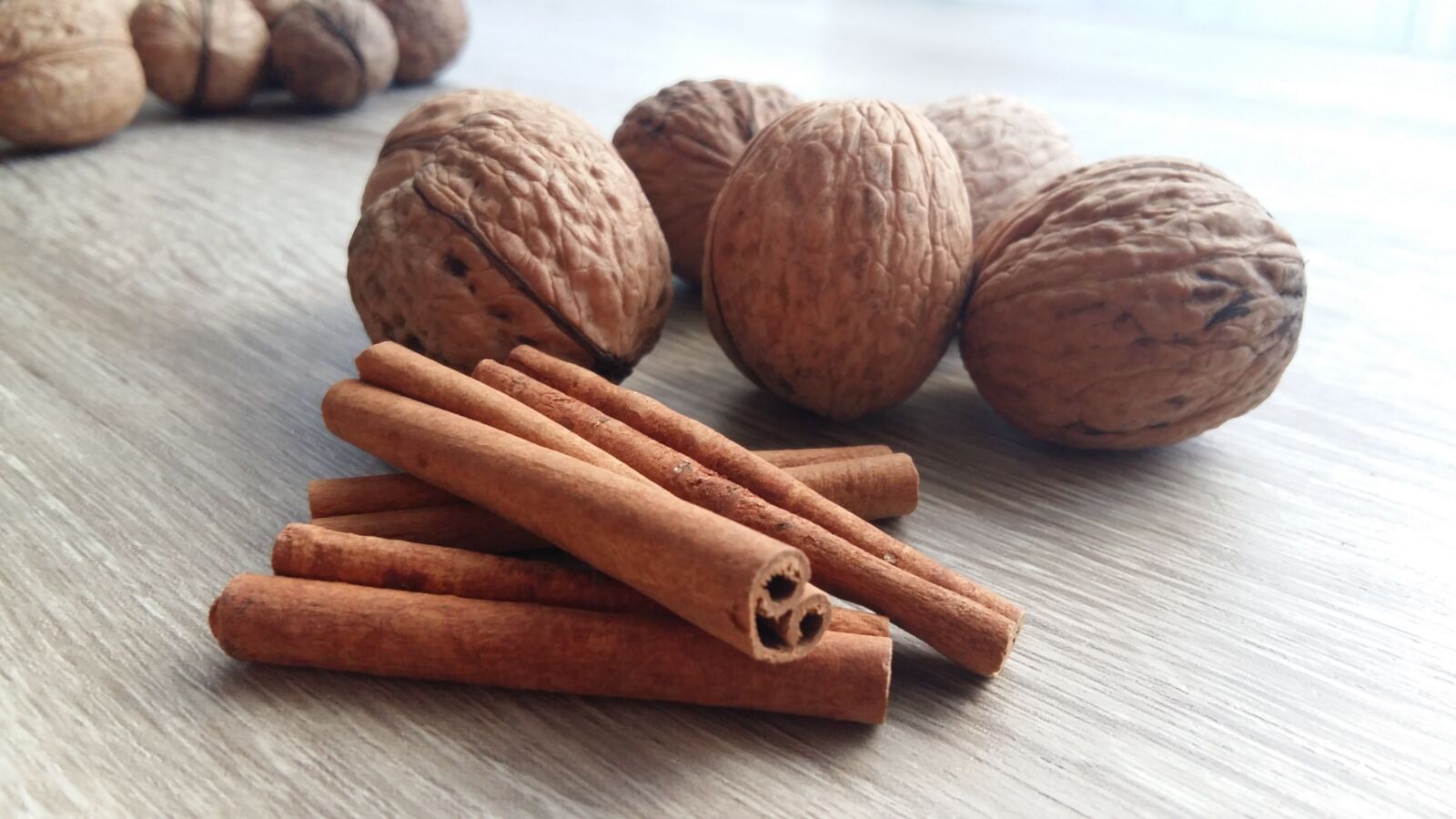 Samsung Galaxy A5 sample photo. Cinnamon, nuts, recipes photography