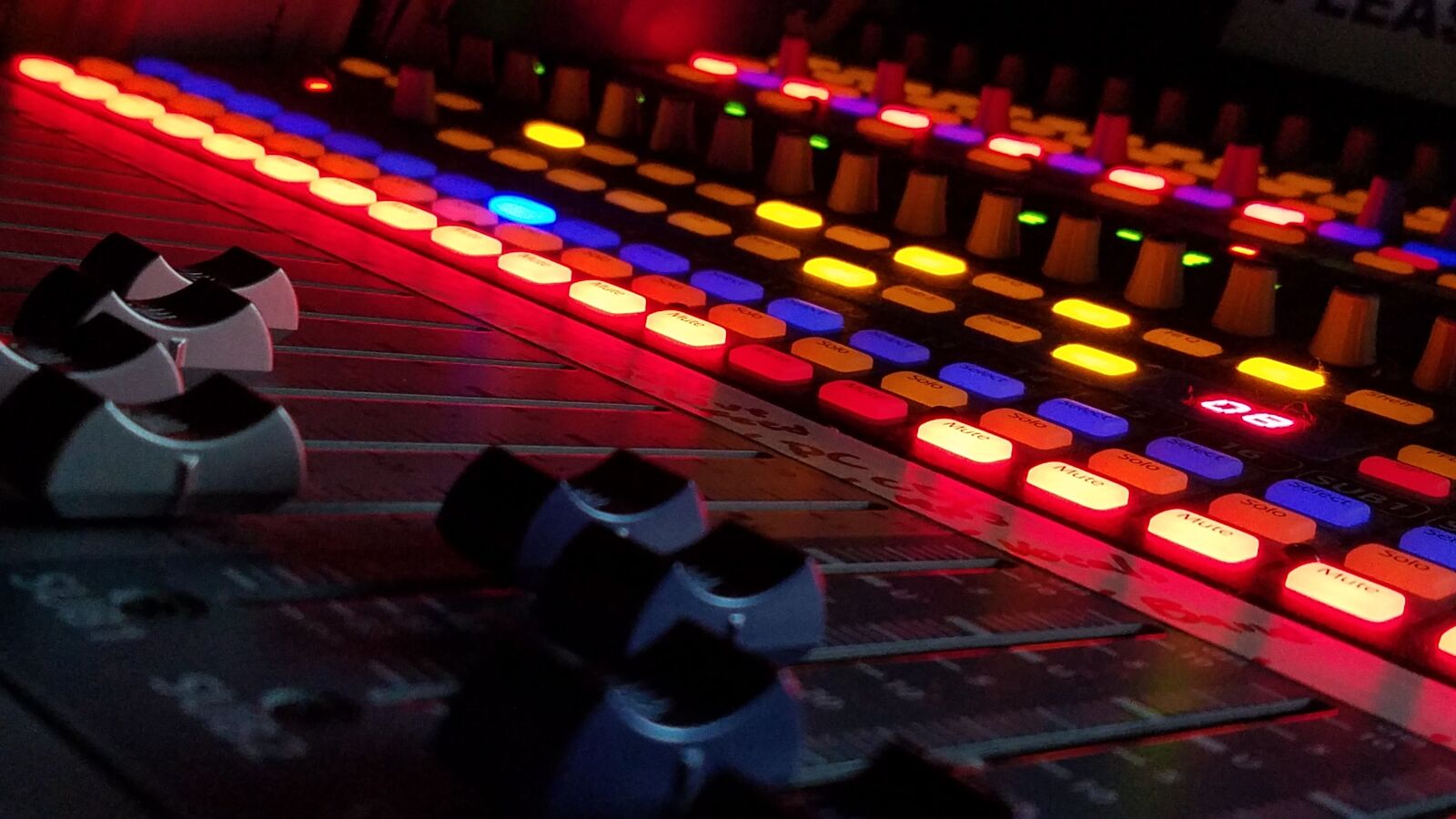 Samsung Galaxy S7 Edge sample photo. Audio, sound, music photography