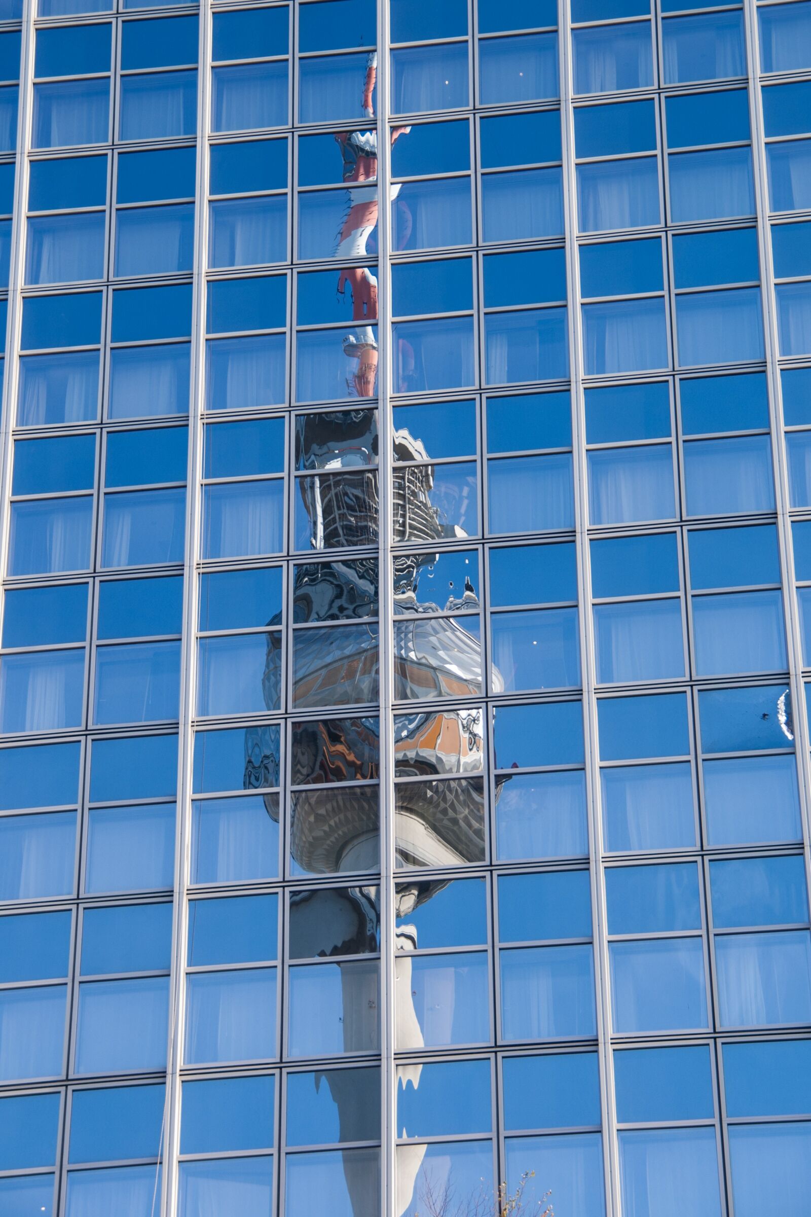 Sony Alpha DSLR-A100 sample photo. Architecture, building, glass photography