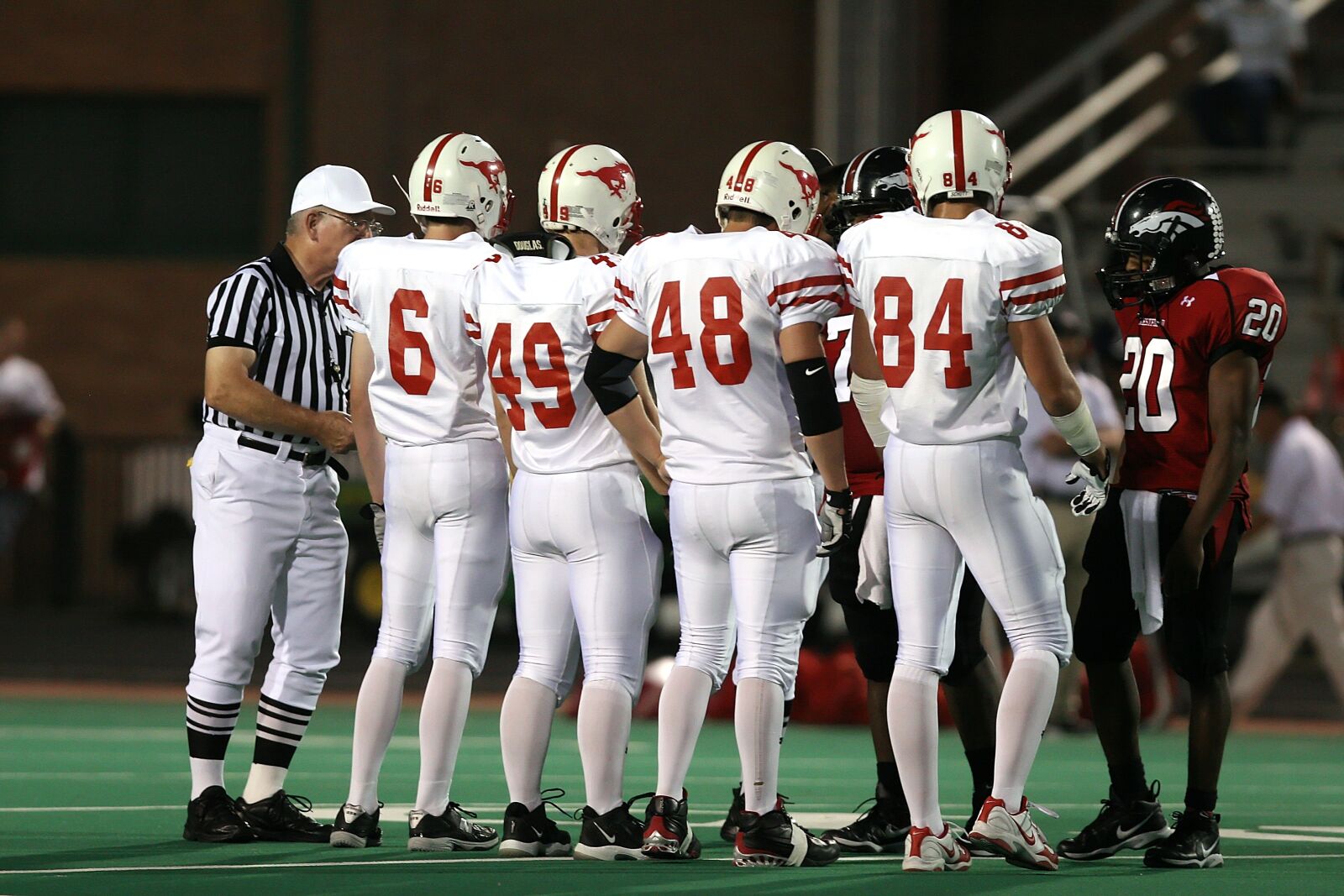 Canon EOS 20D sample photo. Football, captains, coin toss photography