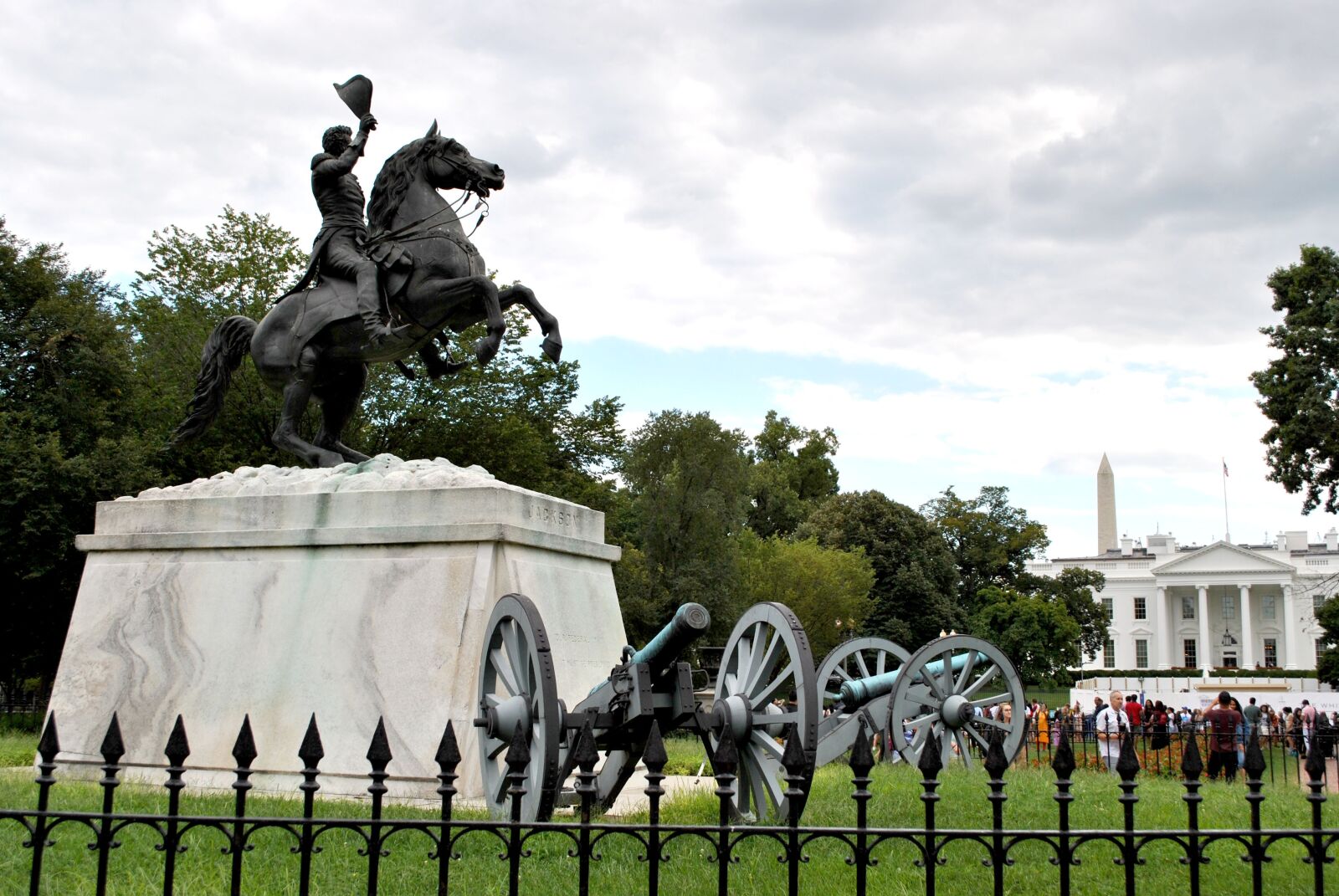 Nikon D3000 sample photo. Andrew jackson statue, washington photography