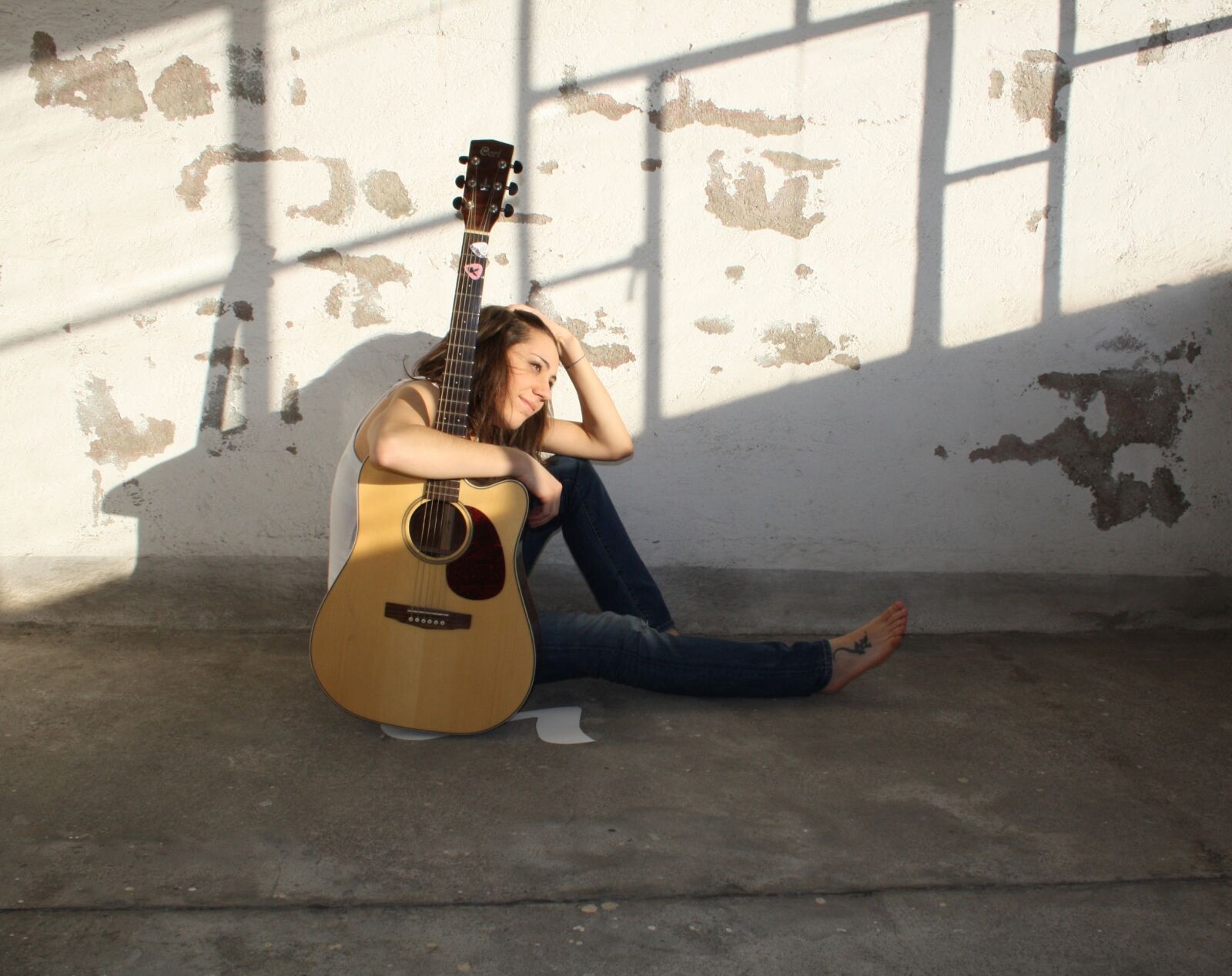 Canon EOS 1000D (EOS Digital Rebel XS / EOS Kiss F) sample photo. Music, guitar, musician photography