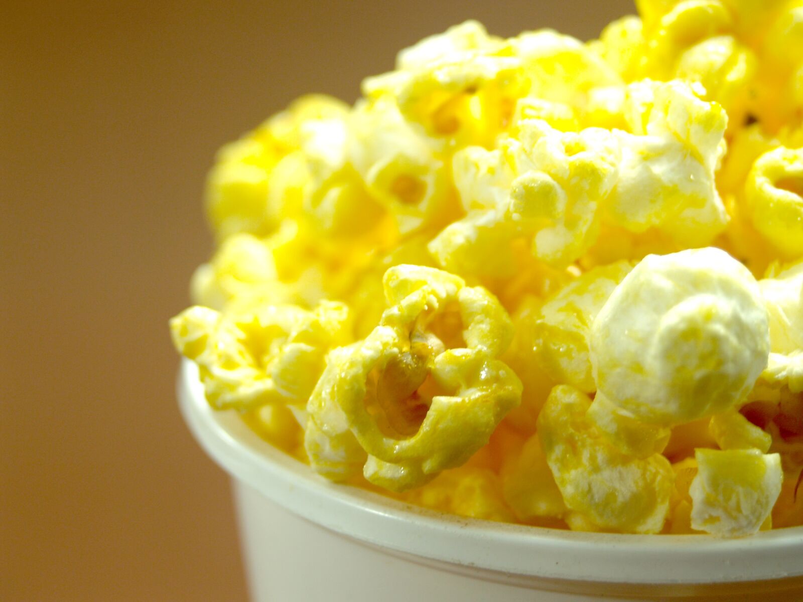 Olympus E-300 (EVOLT E-300) sample photo. Popcorn, corn, pop photography