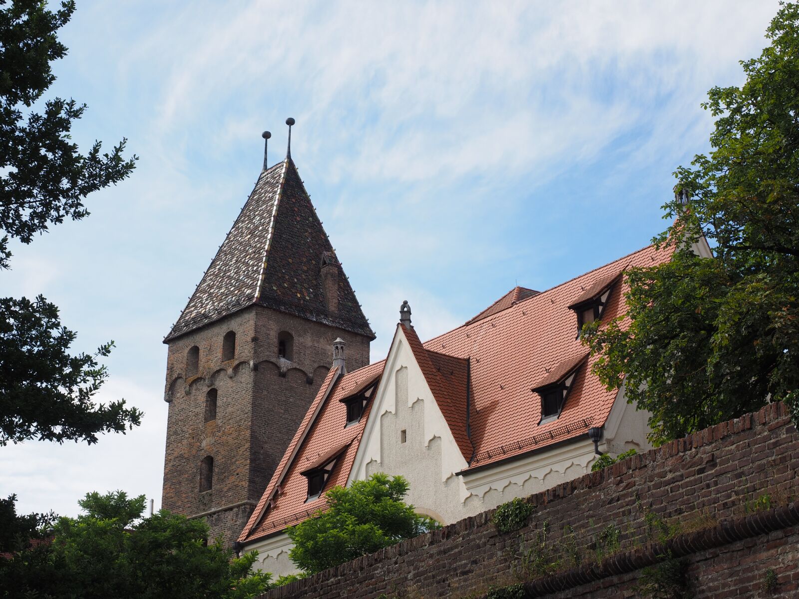 Olympus M.Zuiko Digital ED 12-40mm F2.8 Pro sample photo. Ulm, goose tower, tower photography