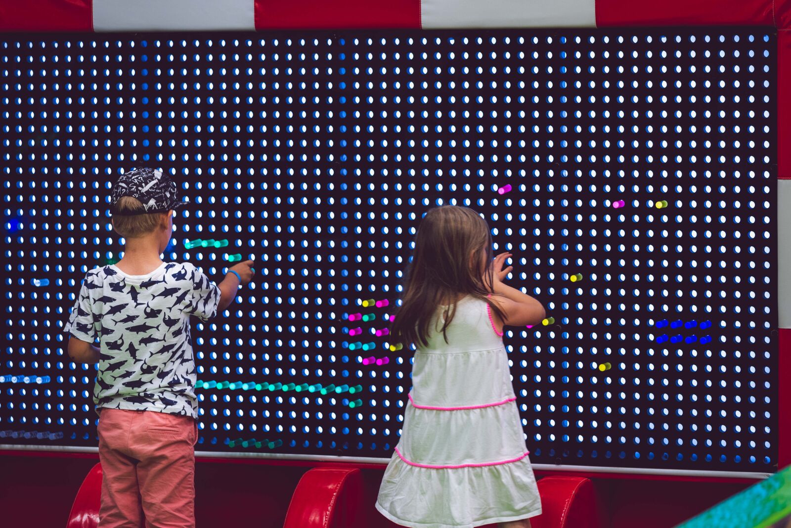 Nikon D750 sample photo. Kids, interactive, board photography