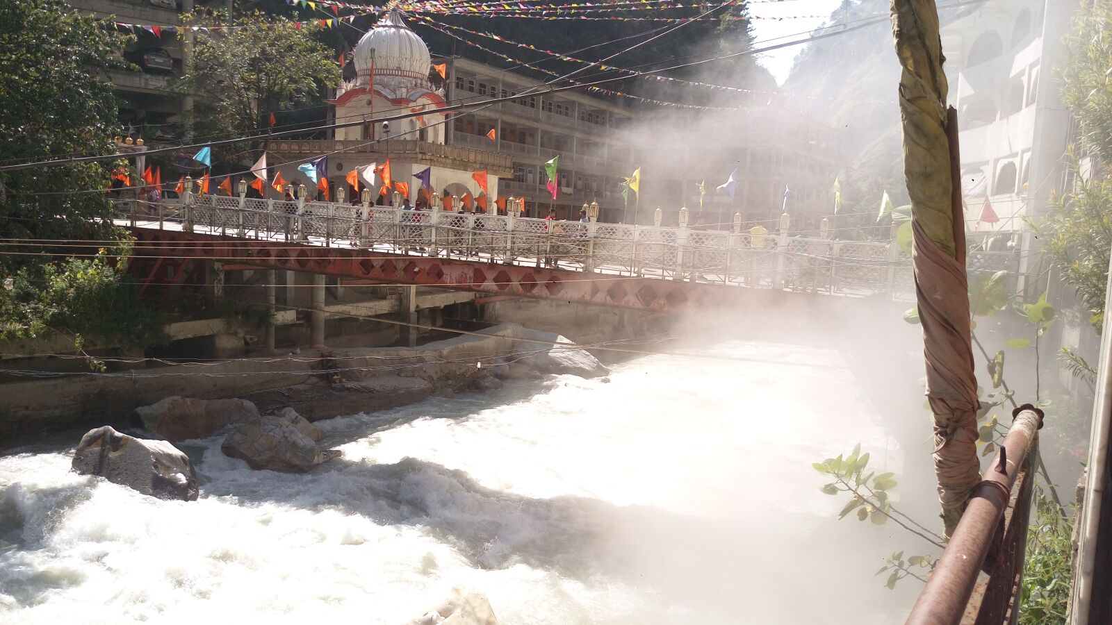 HTC ONE M9PLUS sample photo. Manikaran, river, temple photography