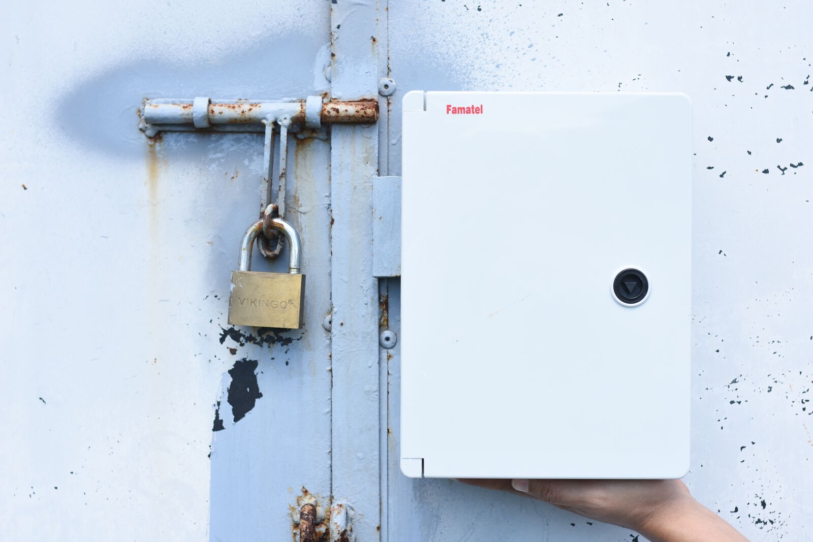 Nikon D7200 sample photo. Electrical box, cabinet electrical photography