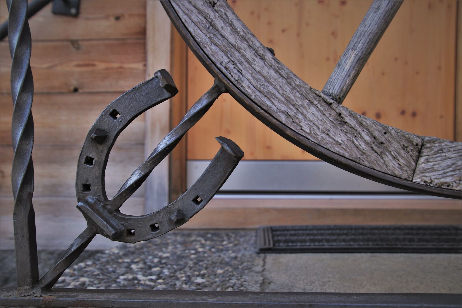 Canon EOS 80D sample photo. Entrance, rustic, weathering photography