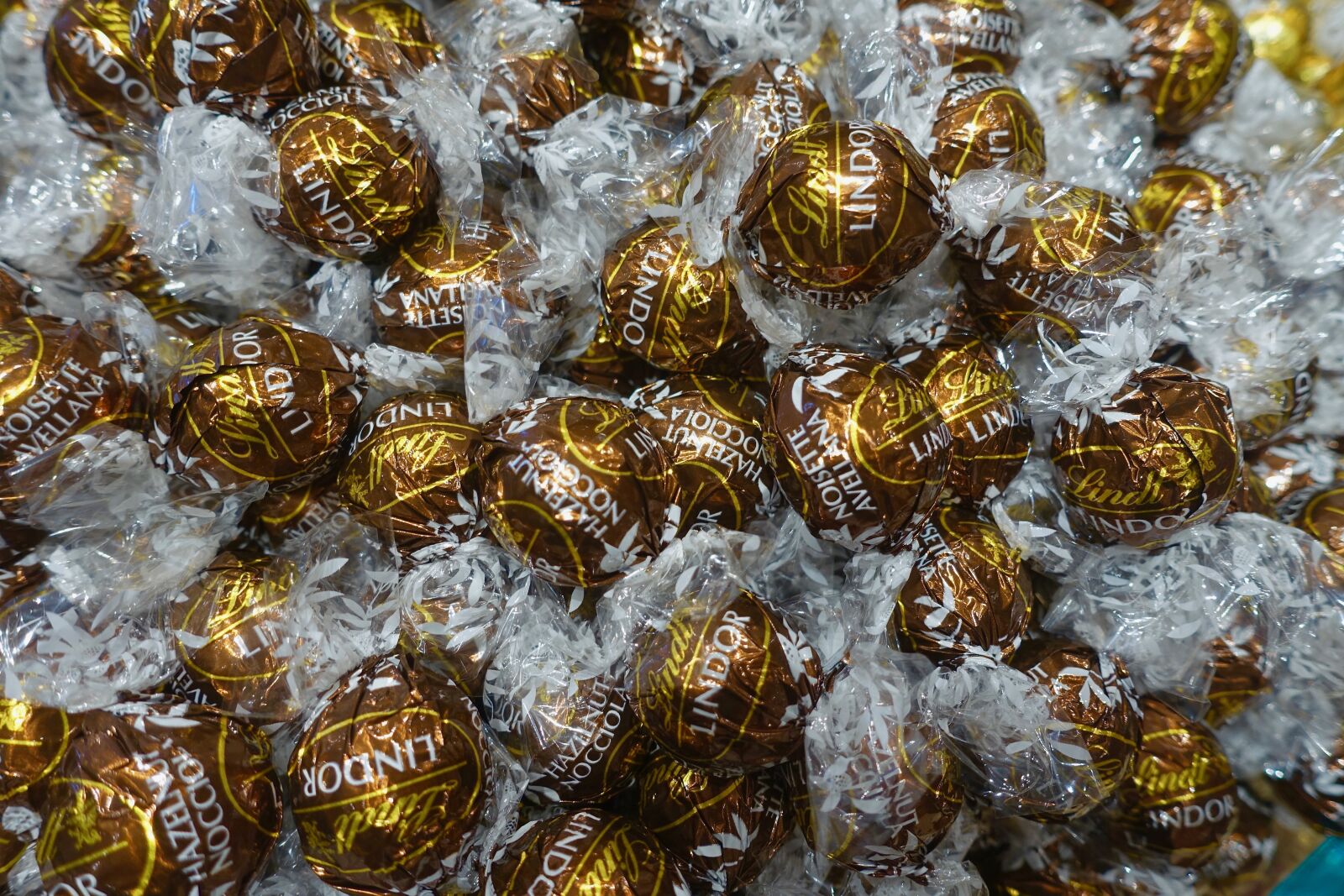 Sony Cyber-shot DSC-RX100 III sample photo. Sweets, chocolate, candy photography
