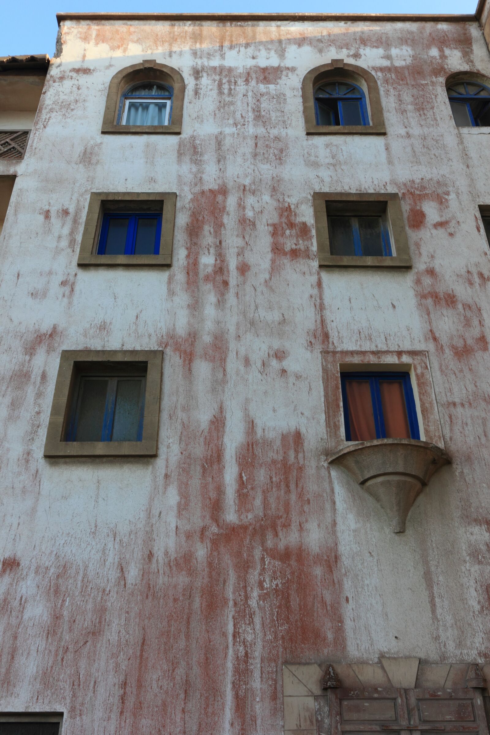 Canon EOS 550D (EOS Rebel T2i / EOS Kiss X4) sample photo. Morocco, essaouira, building photography