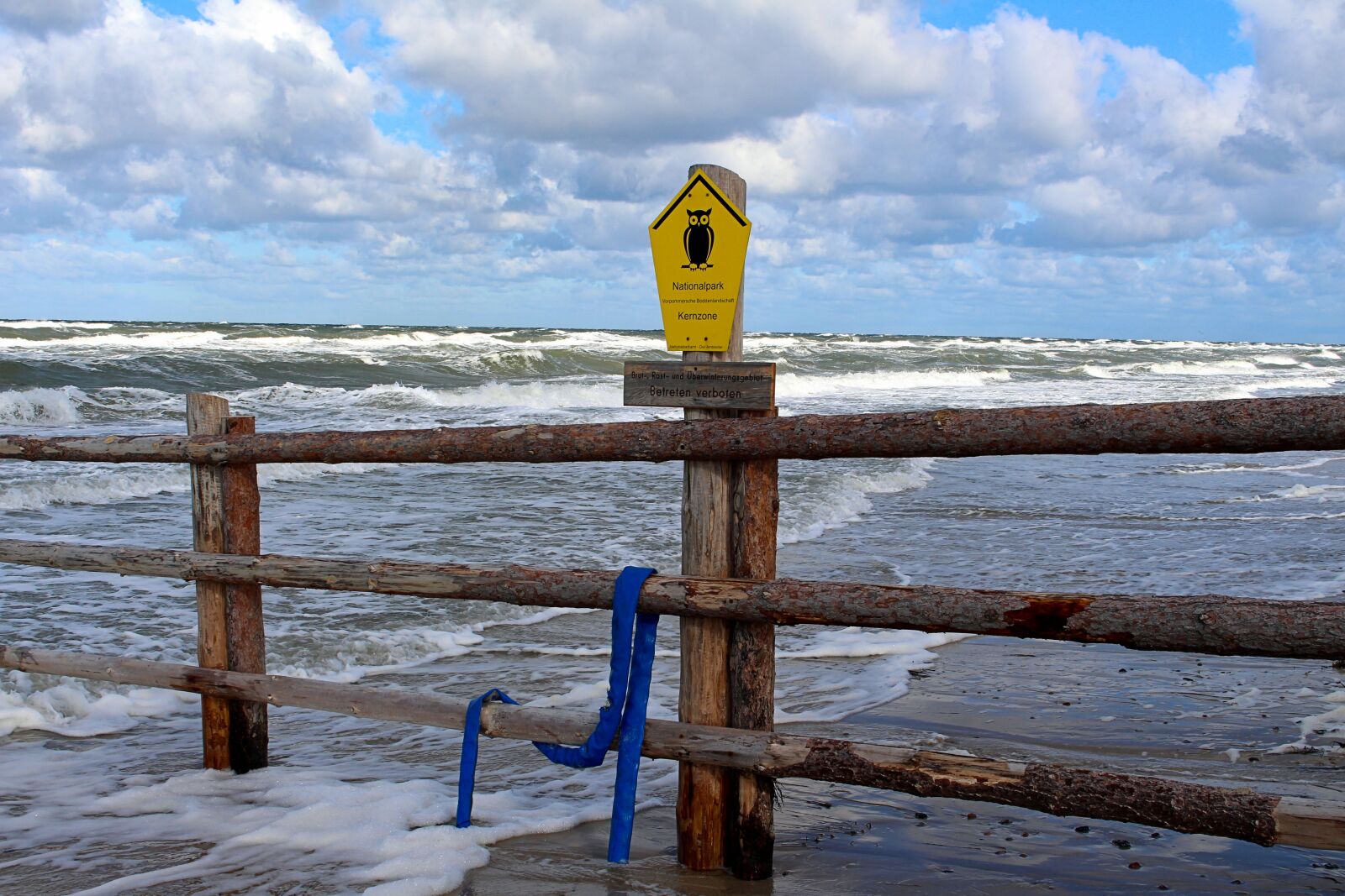 Canon EOS 700D (EOS Rebel T5i / EOS Kiss X7i) sample photo. Sign, nature conservation, environmental photography
