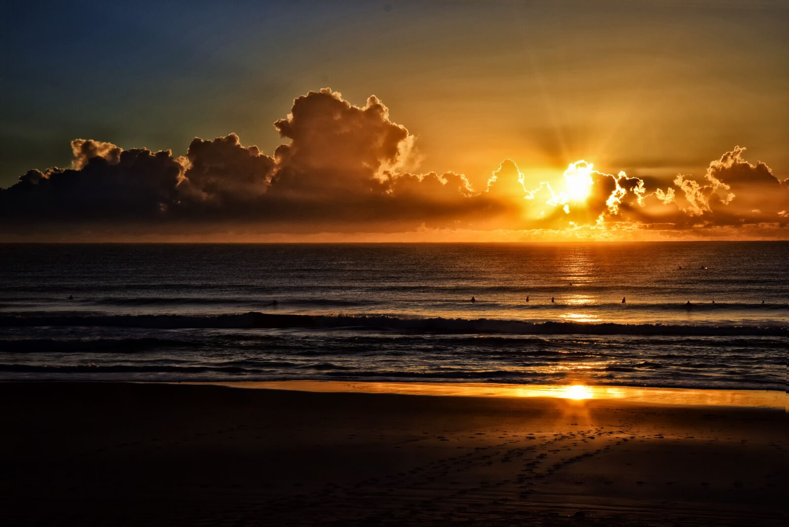 Nikon D5300 sample photo. Sunrise, surf, sunset photography