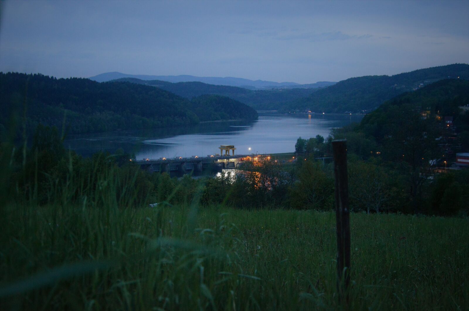 Nikon D3200 sample photo. Twilight, mountains, the firewall photography