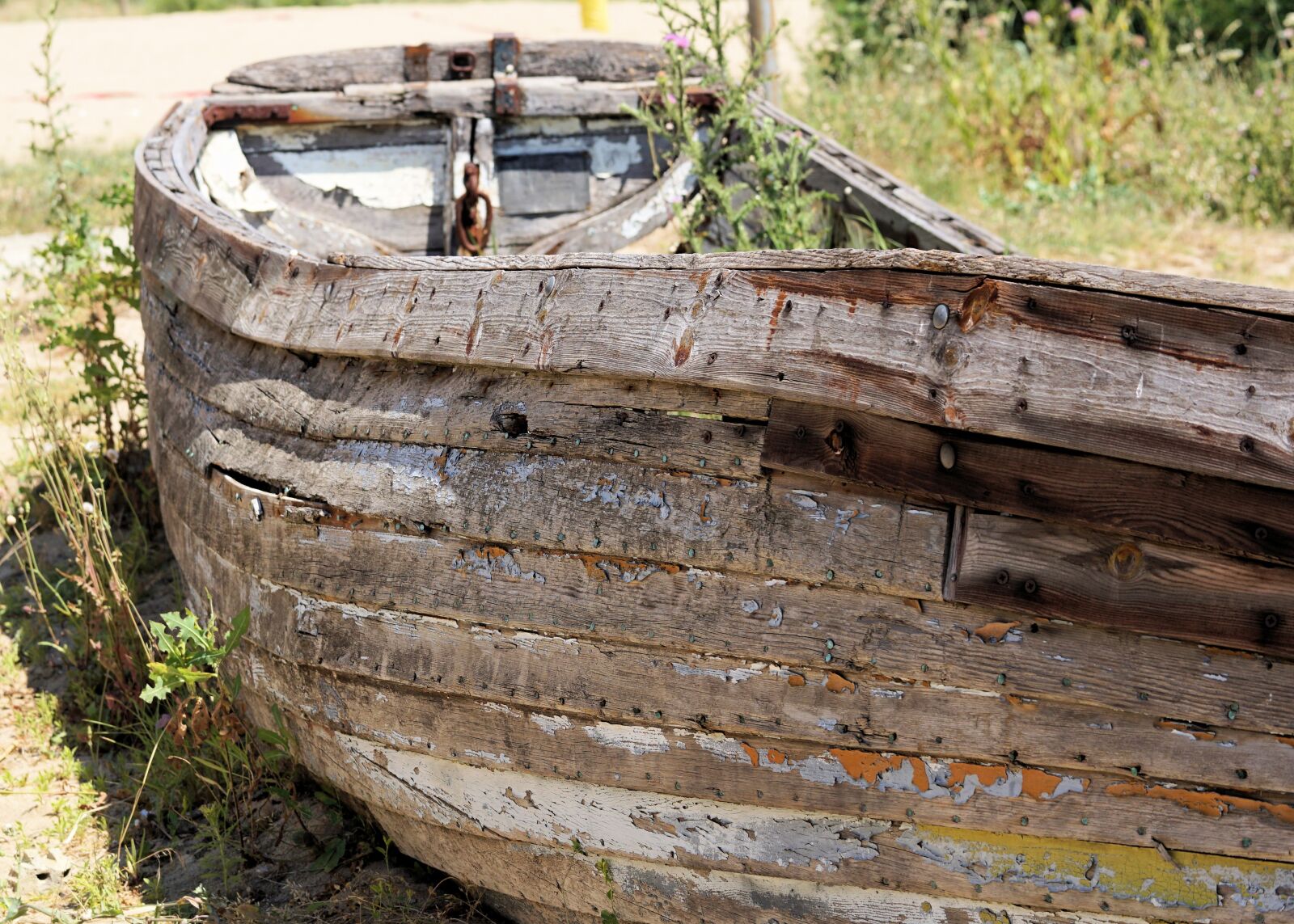 Sony a6000 + E 60mm F2.8 sample photo. Boat, old, wood photography