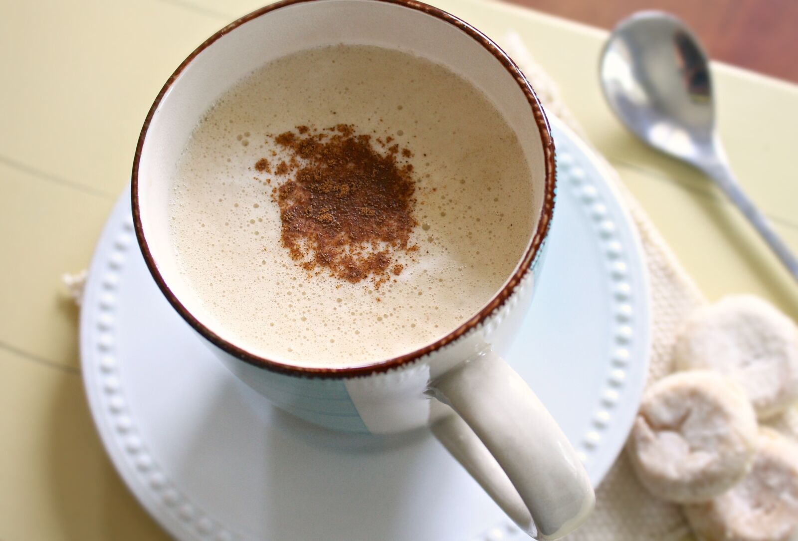 Canon EOS 1000D (EOS Digital Rebel XS / EOS Kiss F) sample photo. Coffee, cup, mug photography