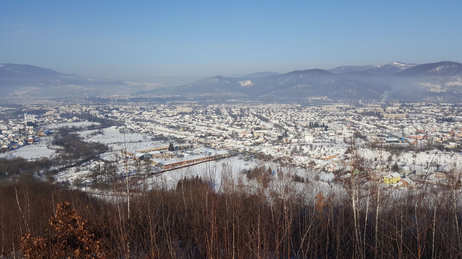 Samsung GALAXY S6 edge sample photo. Mountains, city, journey photography