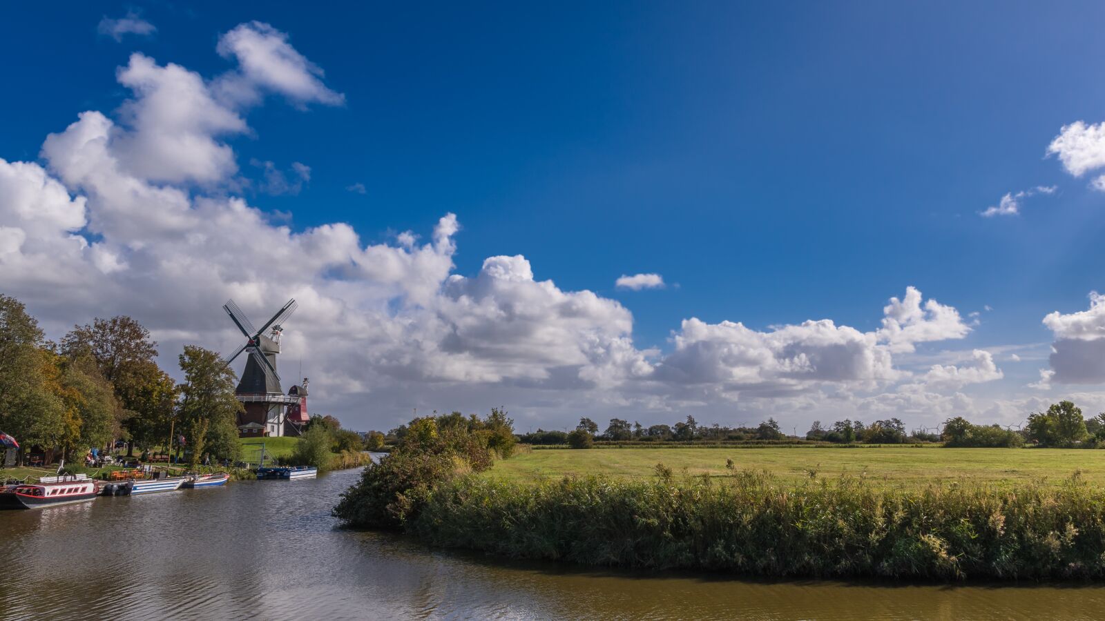 Nikon D7500 sample photo. Greetsiel, windmills, channel photography
