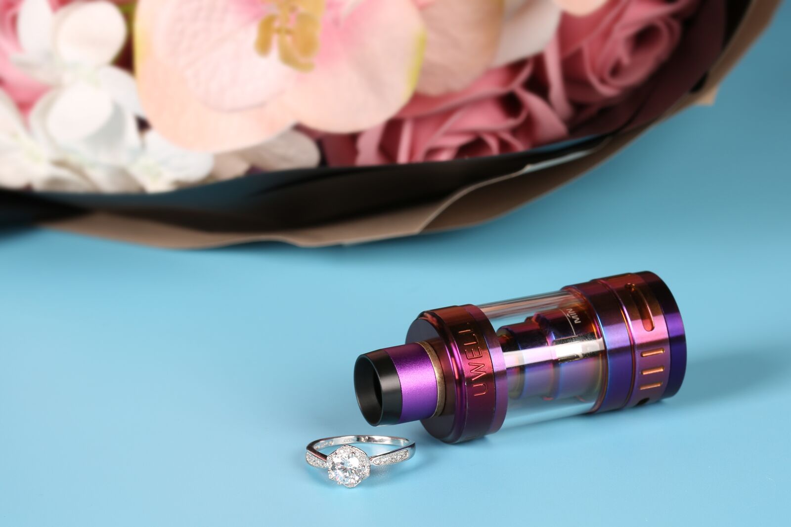 Canon EF 100mm F2.8L Macro IS USM sample photo. Vape, electronic cigarette, uwell photography