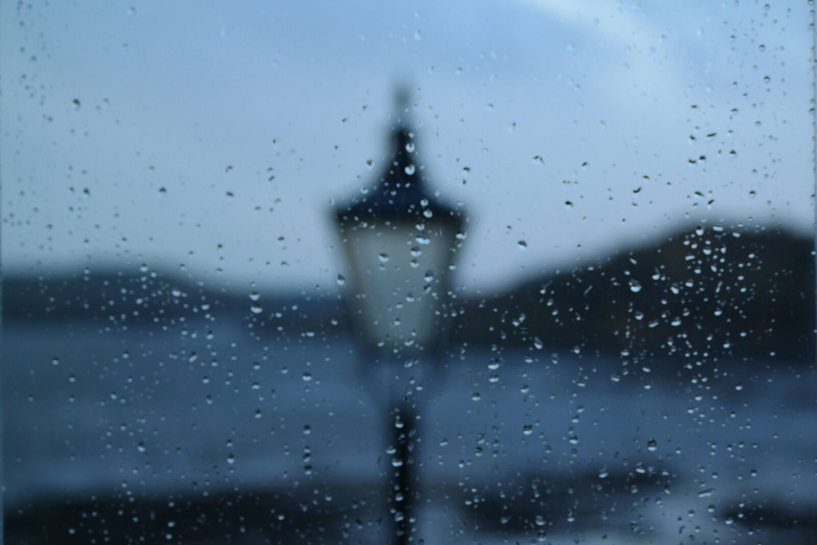 Samsung NX30 sample photo. Rainy, window, raindrops photography