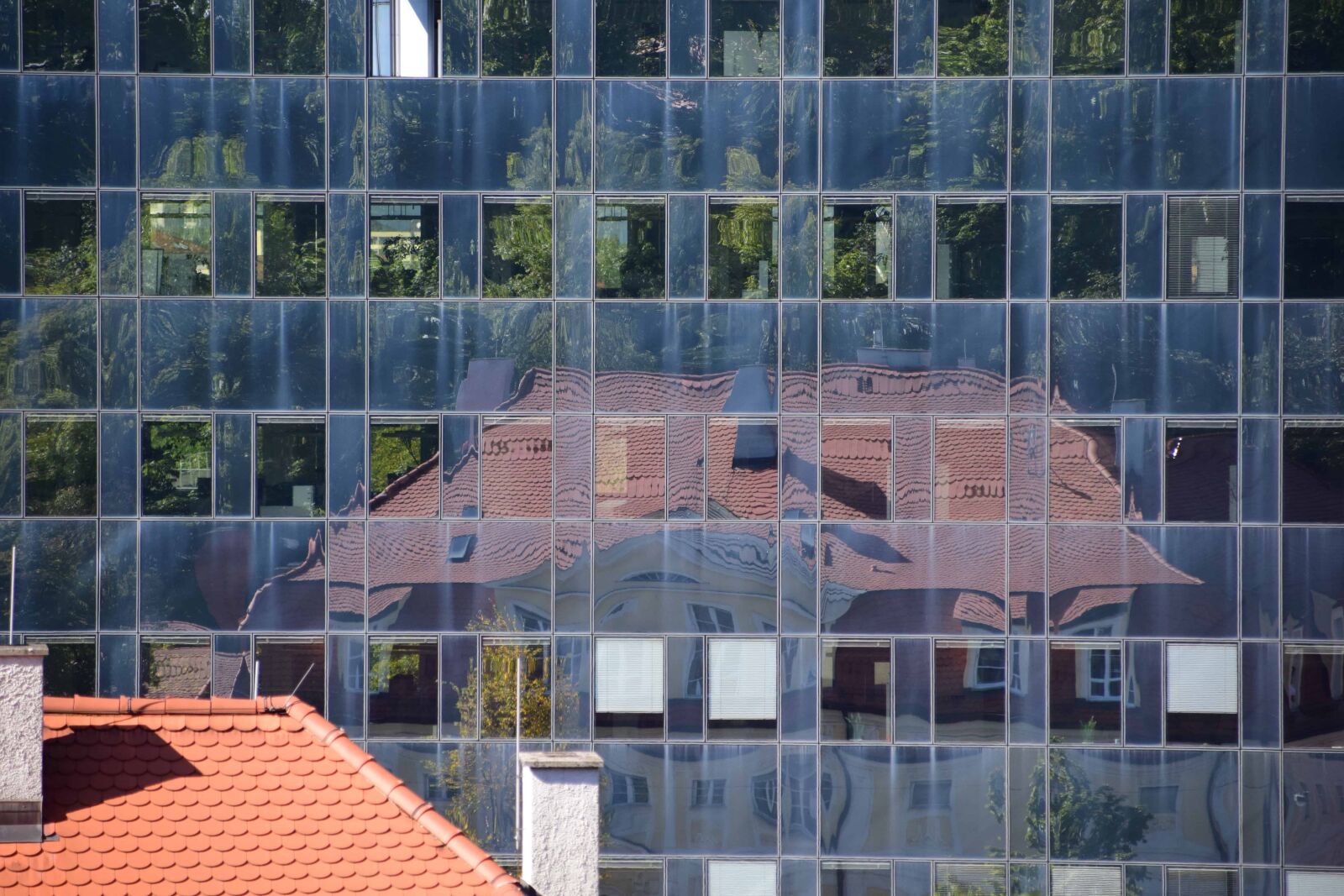 Nikon D3300 sample photo. House, window, reflection, architecture photography