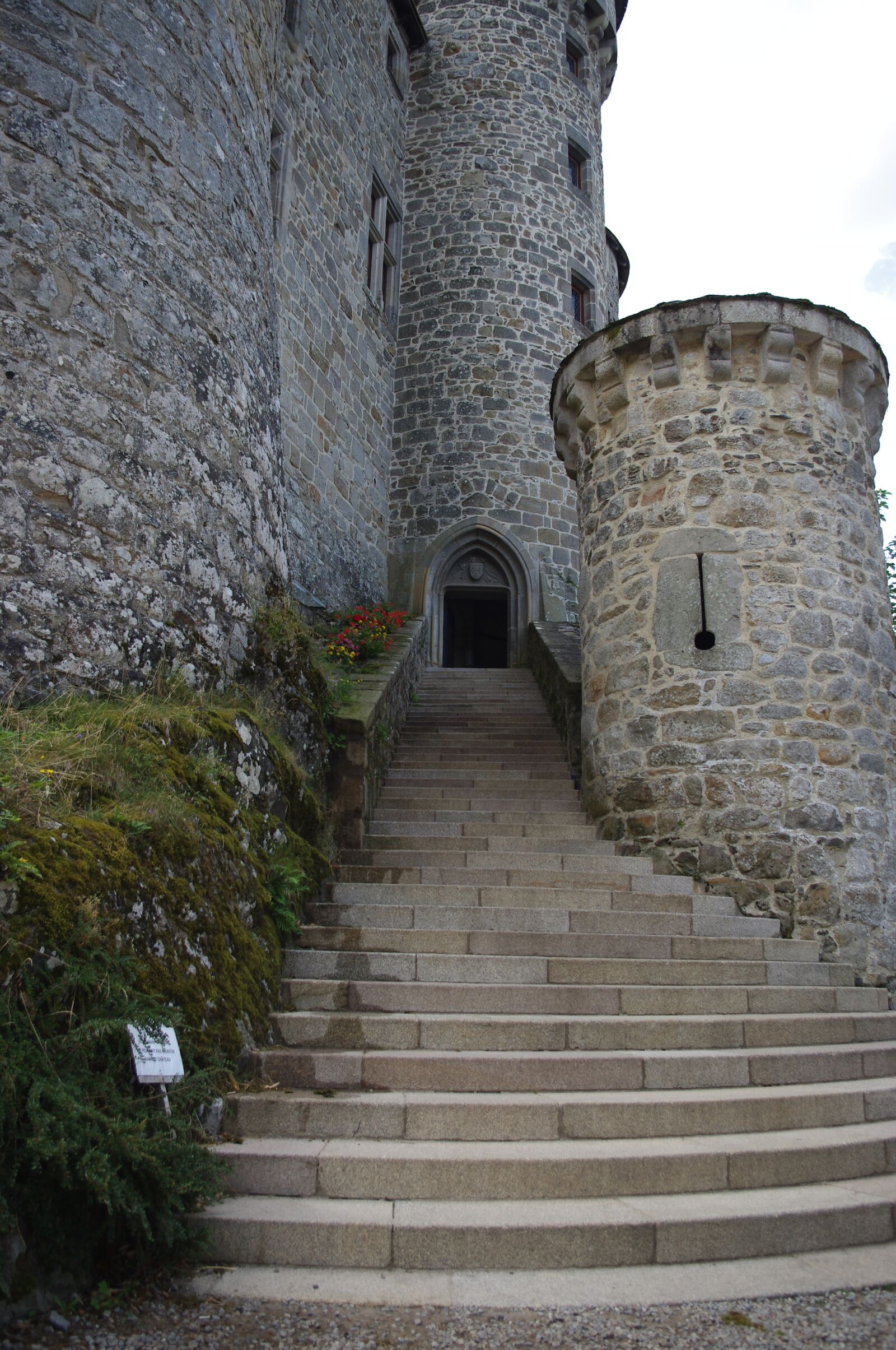 Pentax K-x sample photo. Staircase, castle, monument photography