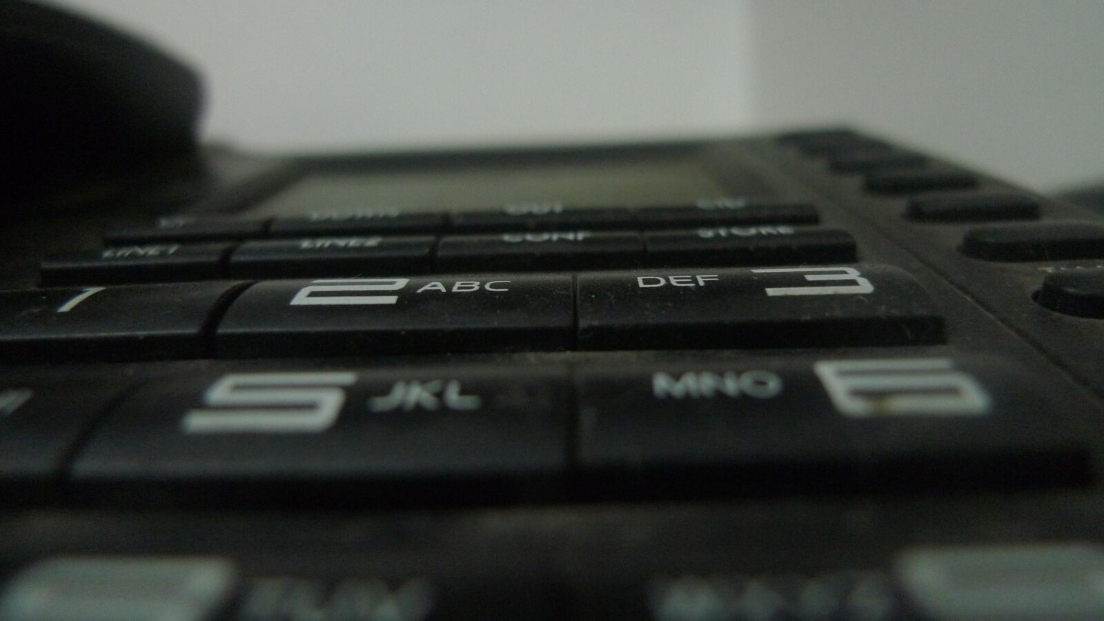 Panasonic Lumix DMC-LX3 sample photo. Telephone photography