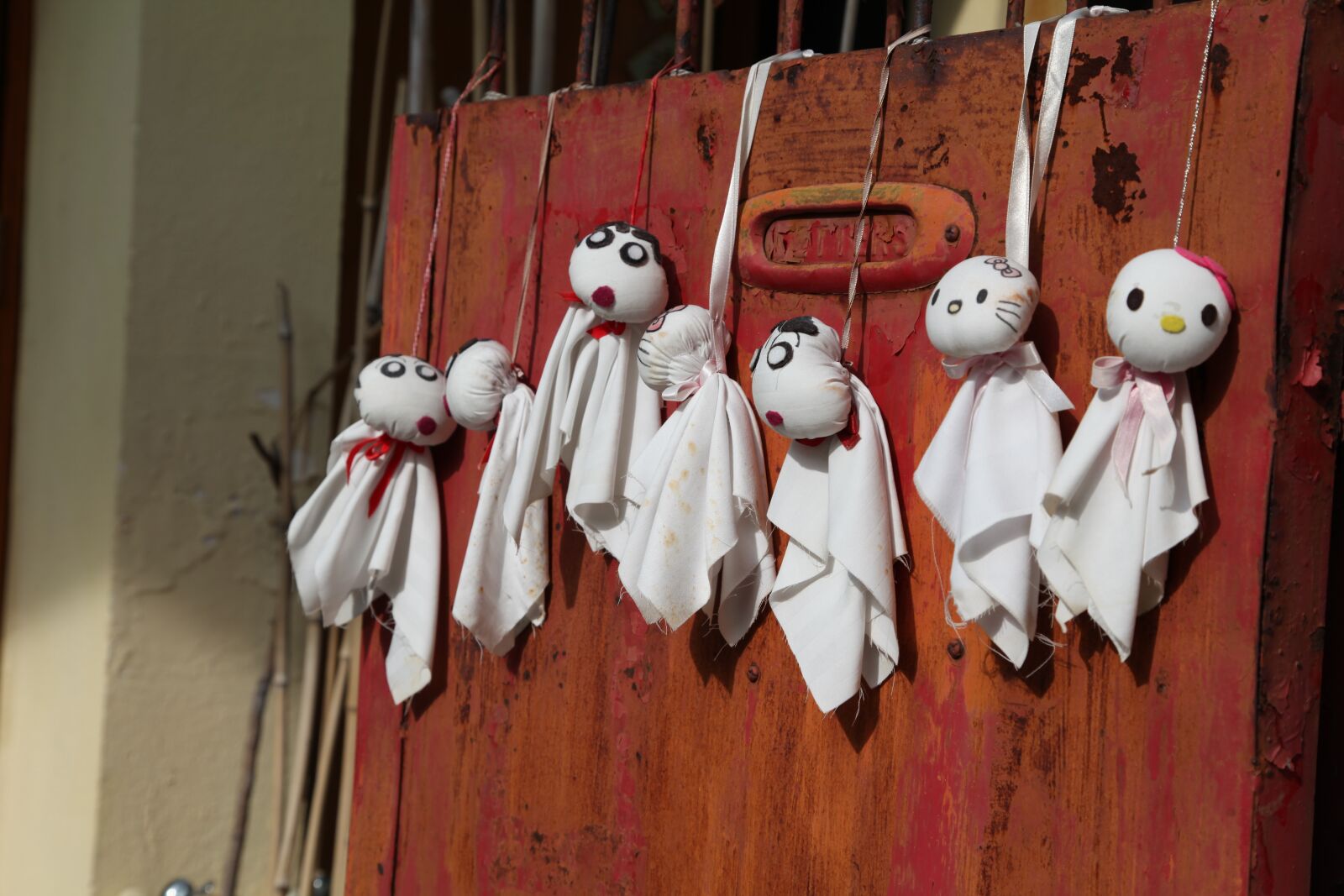 Canon EOS 5D Mark II sample photo. Toy, sunny, fun photography