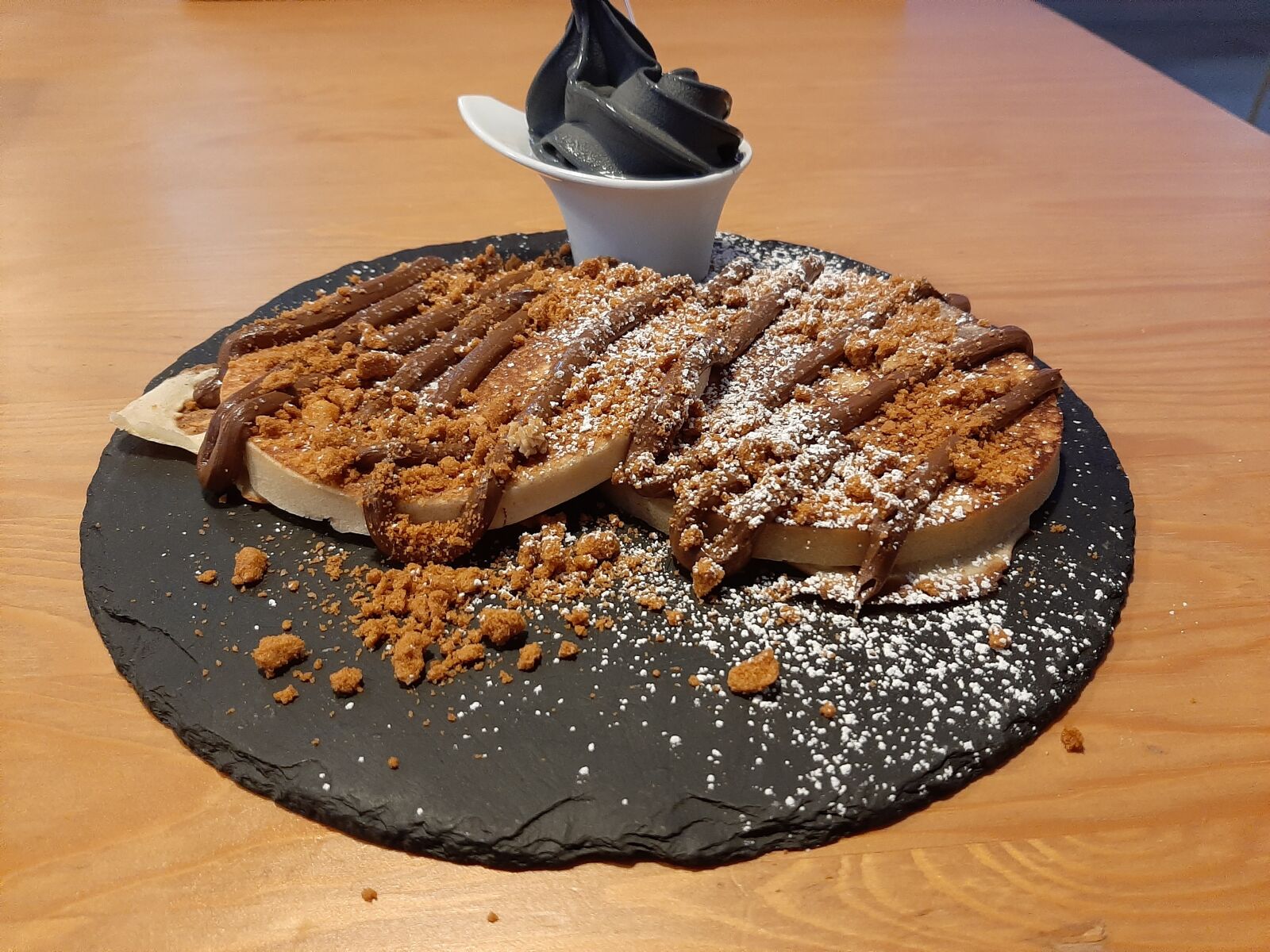 Samsung Galaxy A50 sample photo. Panquecas, gelado, comida photography