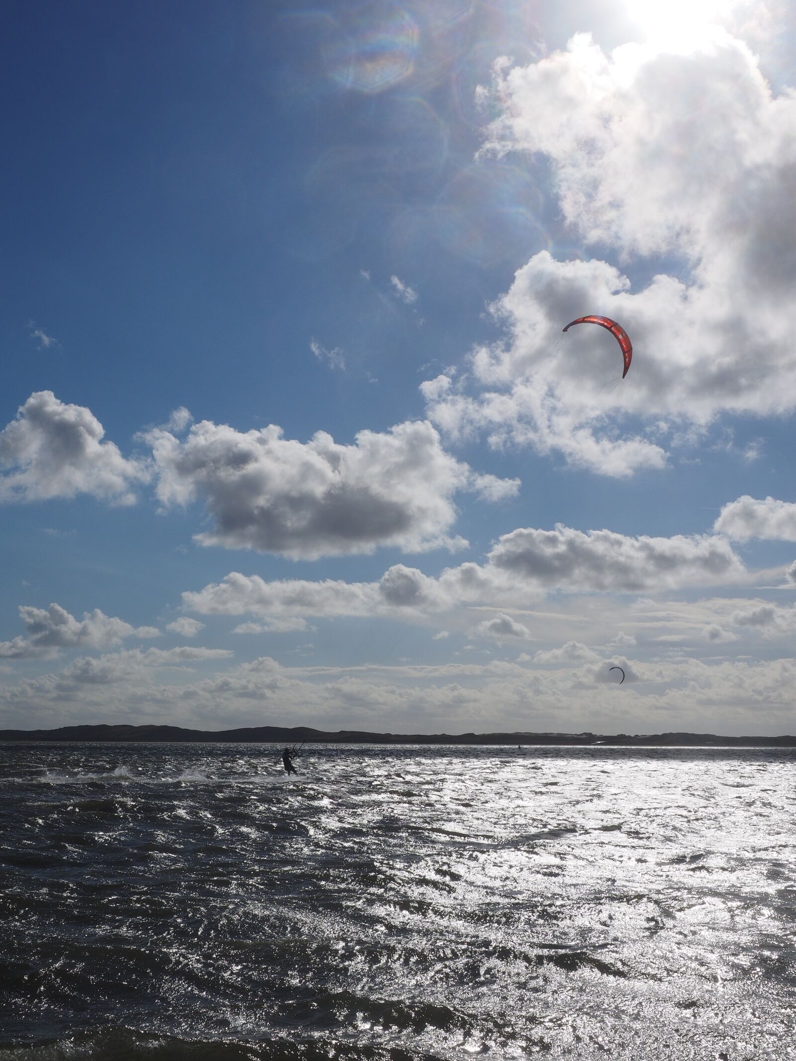 Olympus OM-D E-M1 + Olympus M.Zuiko Digital ED 12-40mm F2.8 Pro sample photo. Kite surfing, kitesurfer, kiteboarding photography