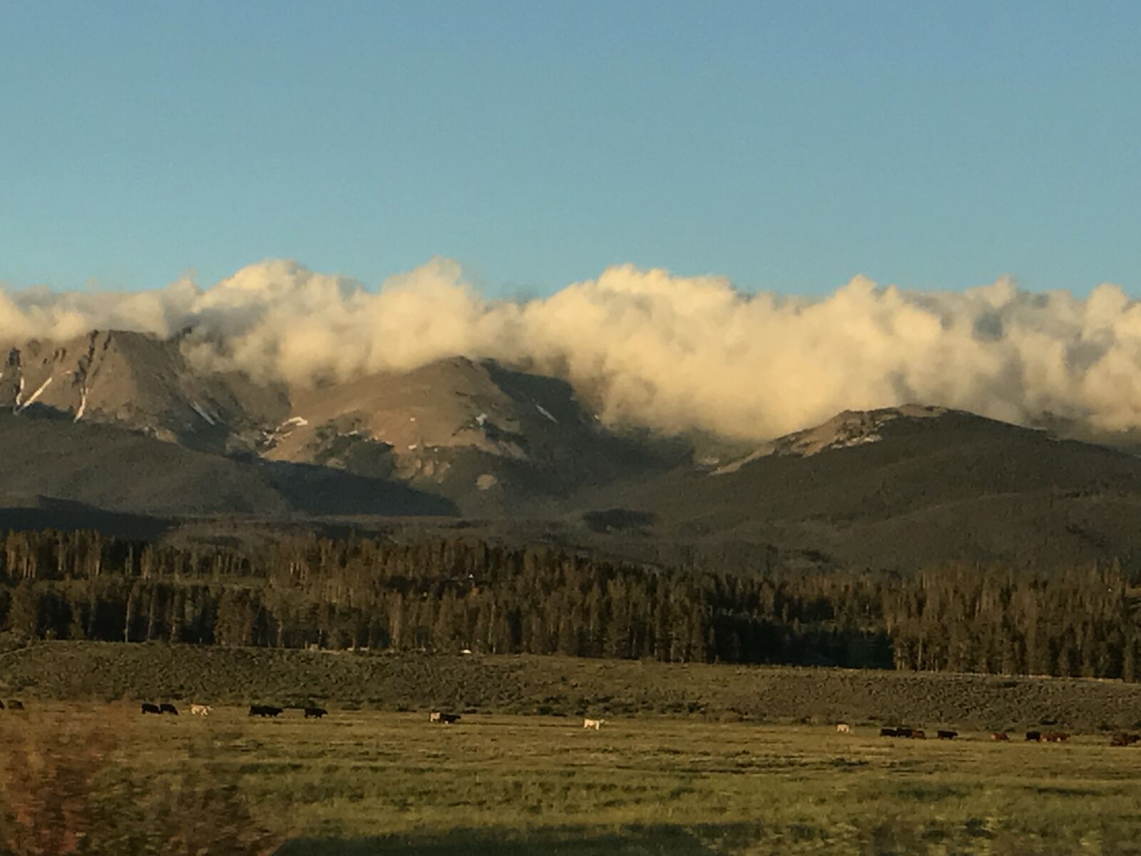 iPhone 7 back camera 3.99mm f/1.8 sample photo. Mountains, landscape, nature photography
