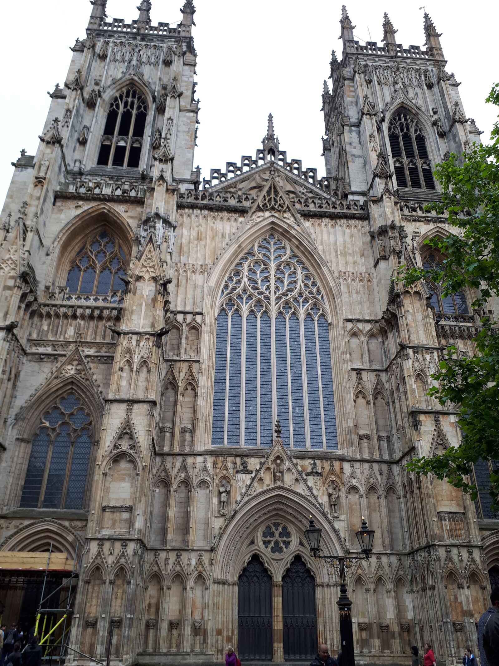 Samsung Galaxy A5(2017) sample photo. Cathedral, york, architecture photography