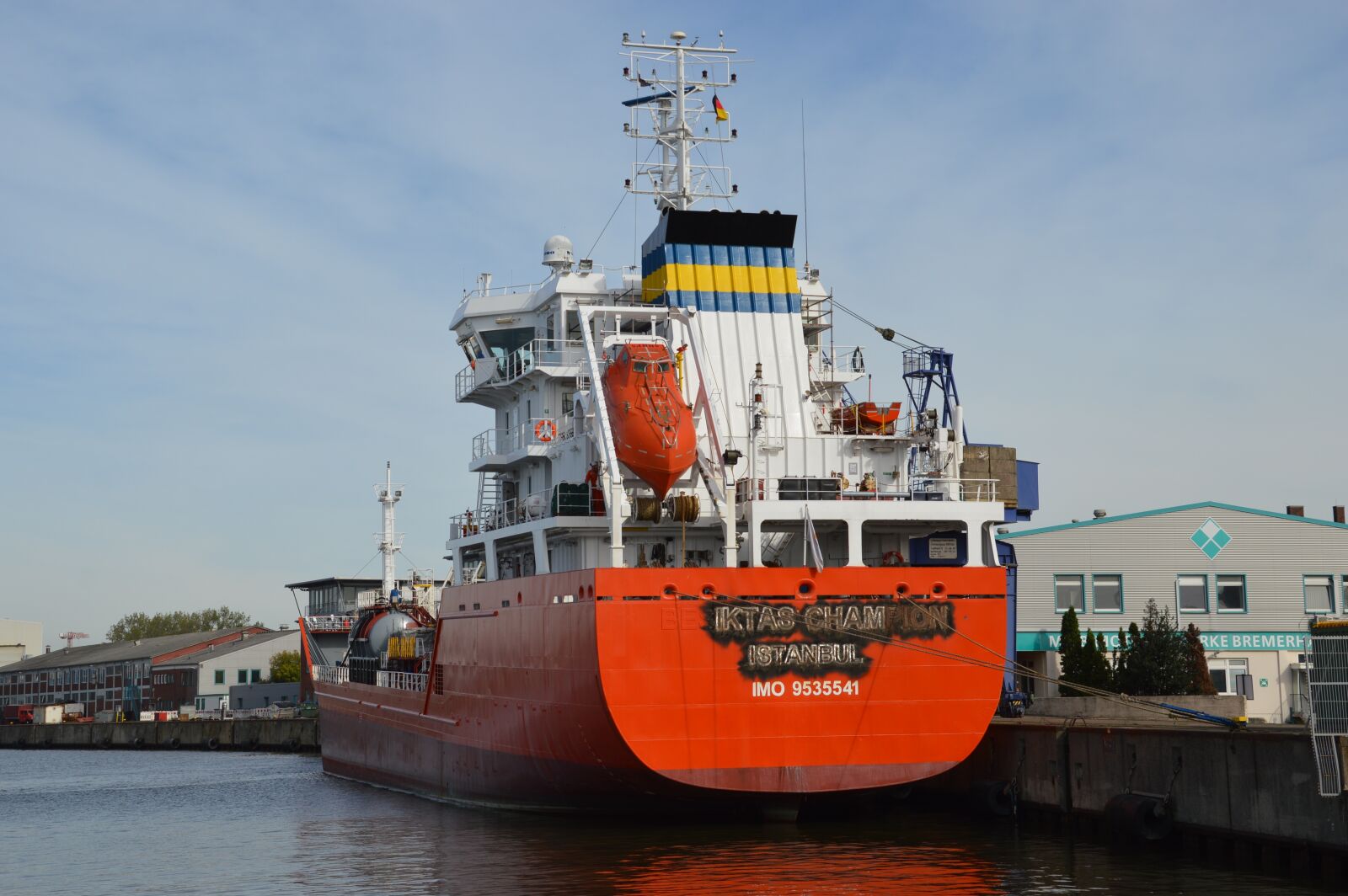 Nikon D3200 sample photo. Bremerhaven, weser, north sea photography