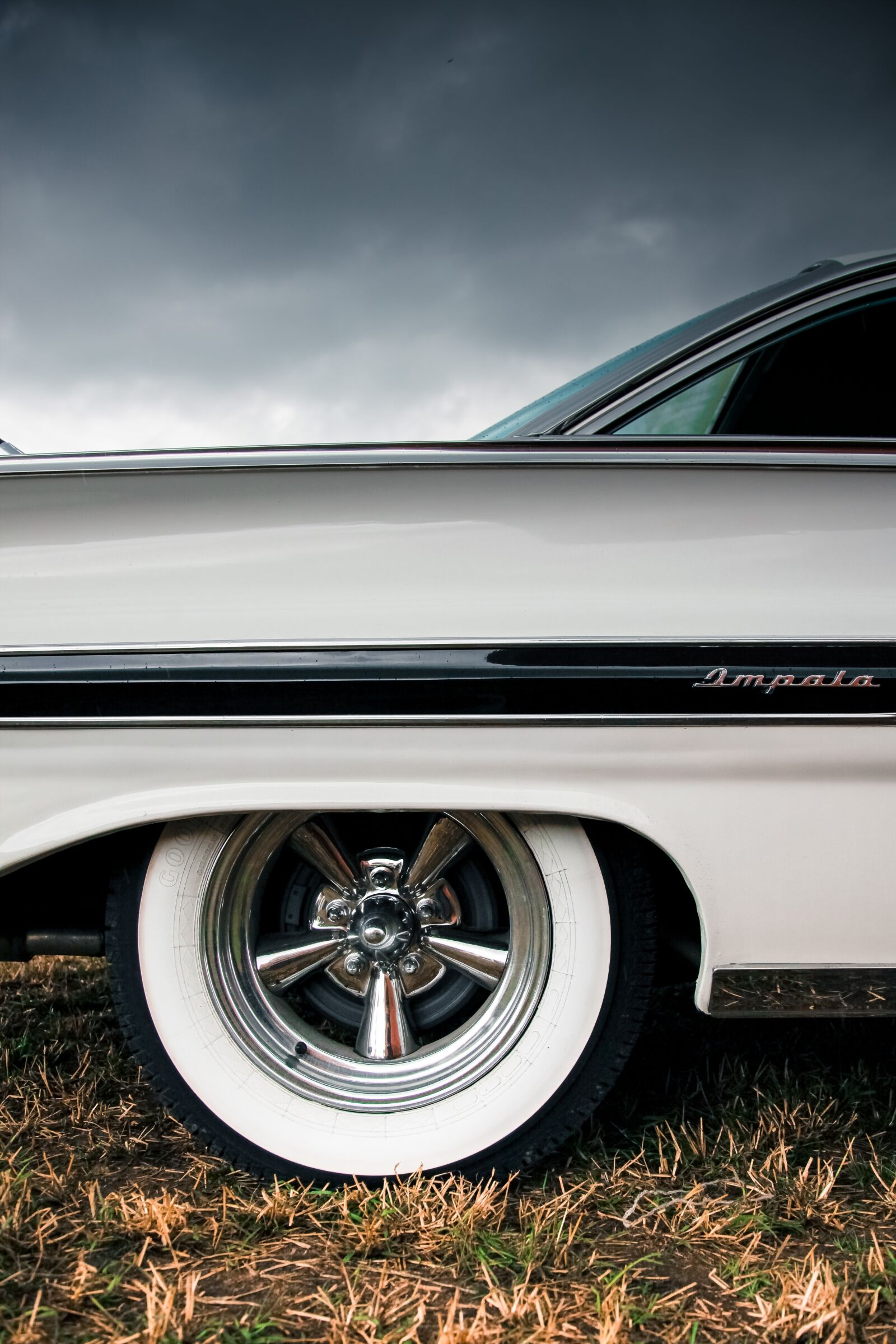 Canon EOS 5D Mark II sample photo. Car, shiny, hot rod photography